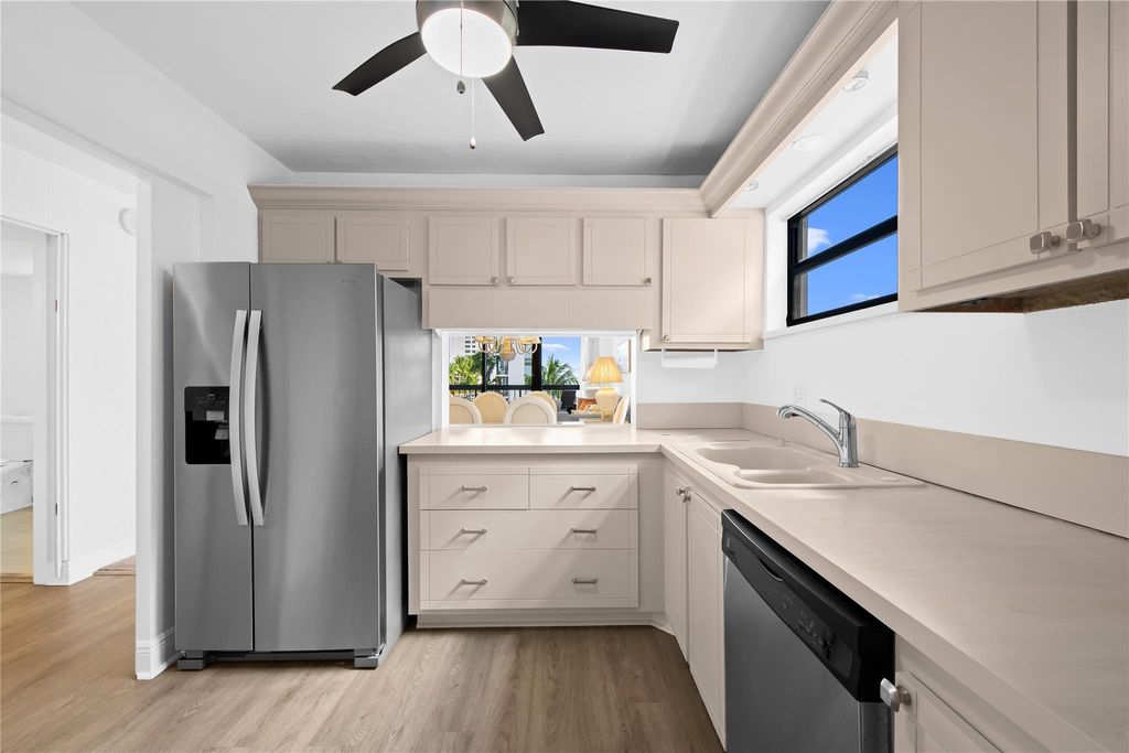 Photo of 4800 Bayview Drive #306, Fort Lauderdale, FL 33308 (MLS # F10527918)