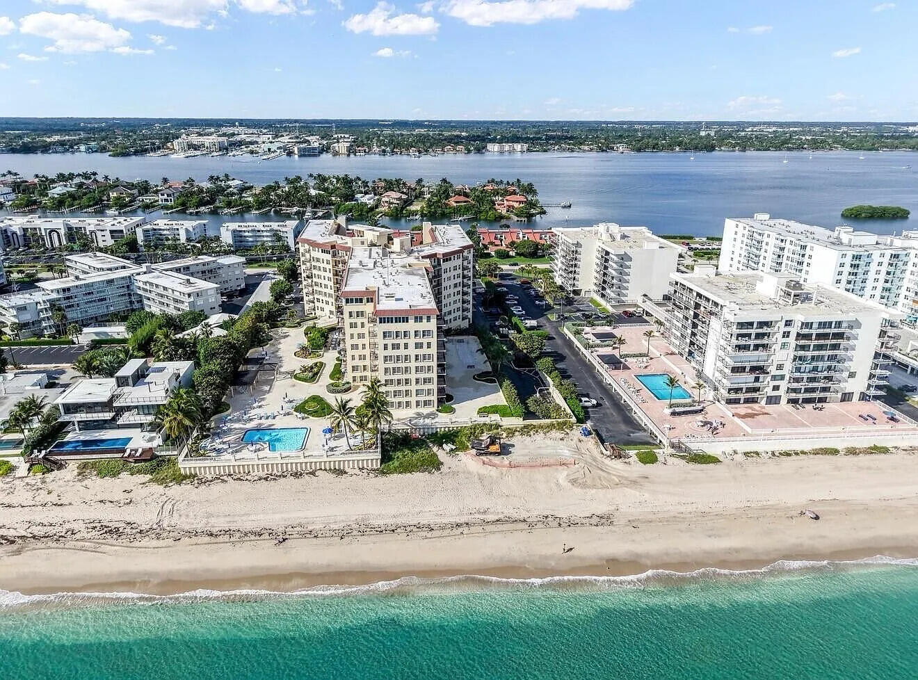 LA BONNE VIE CONDO - Residential Lease