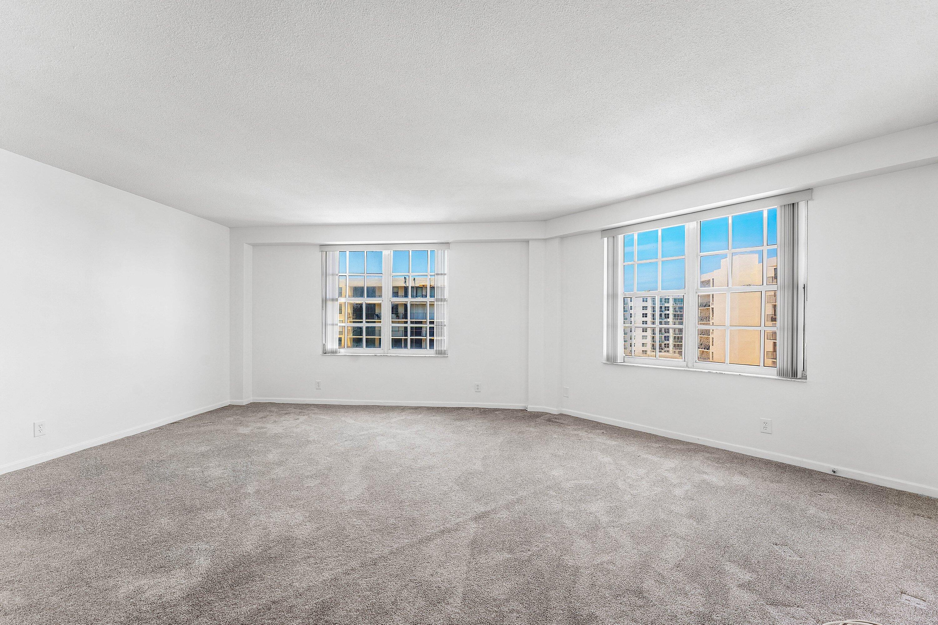 LA BONNE VIE CONDO - Residential Lease
