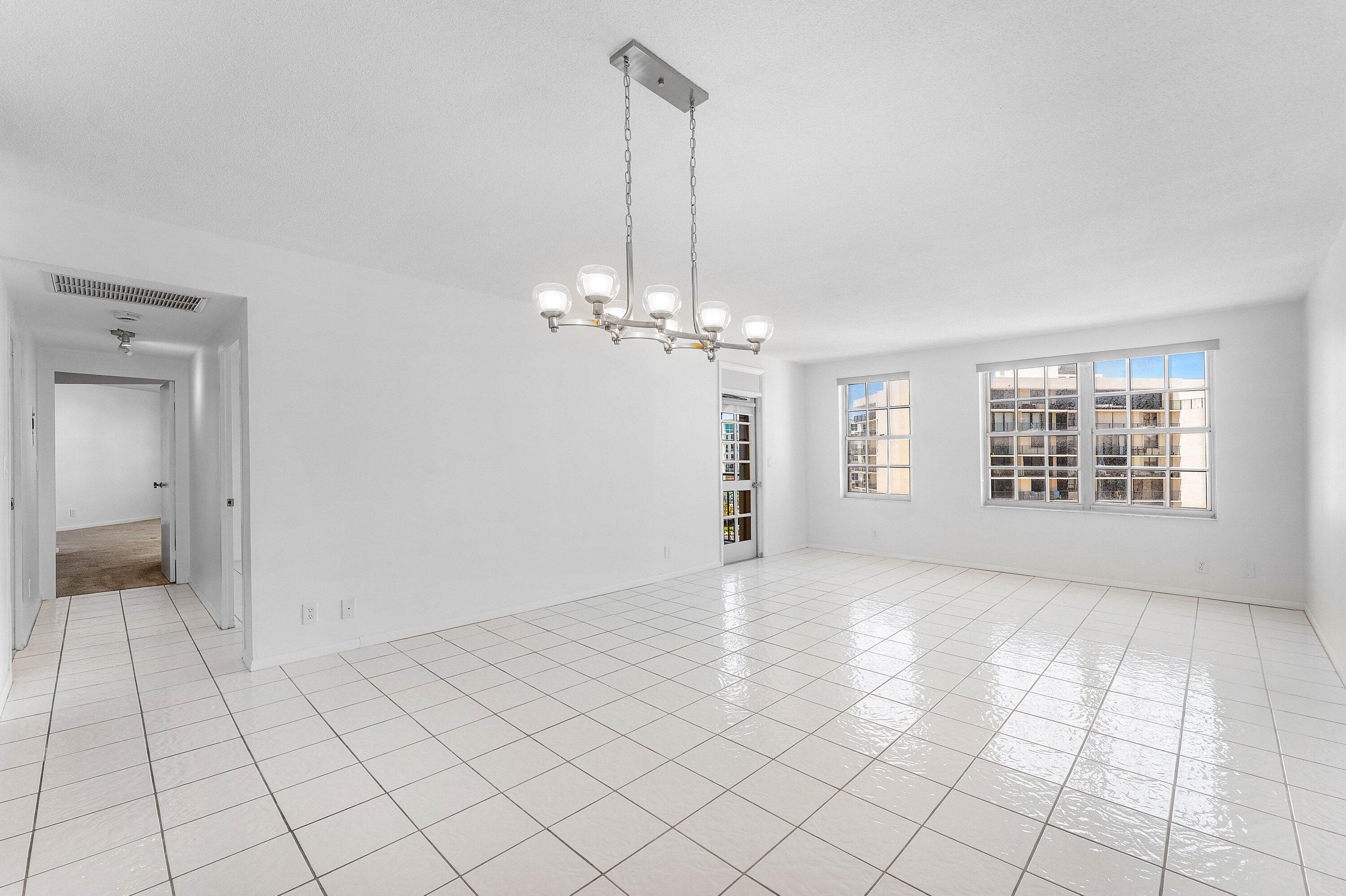 LA BONNE VIE CONDO - Residential Lease