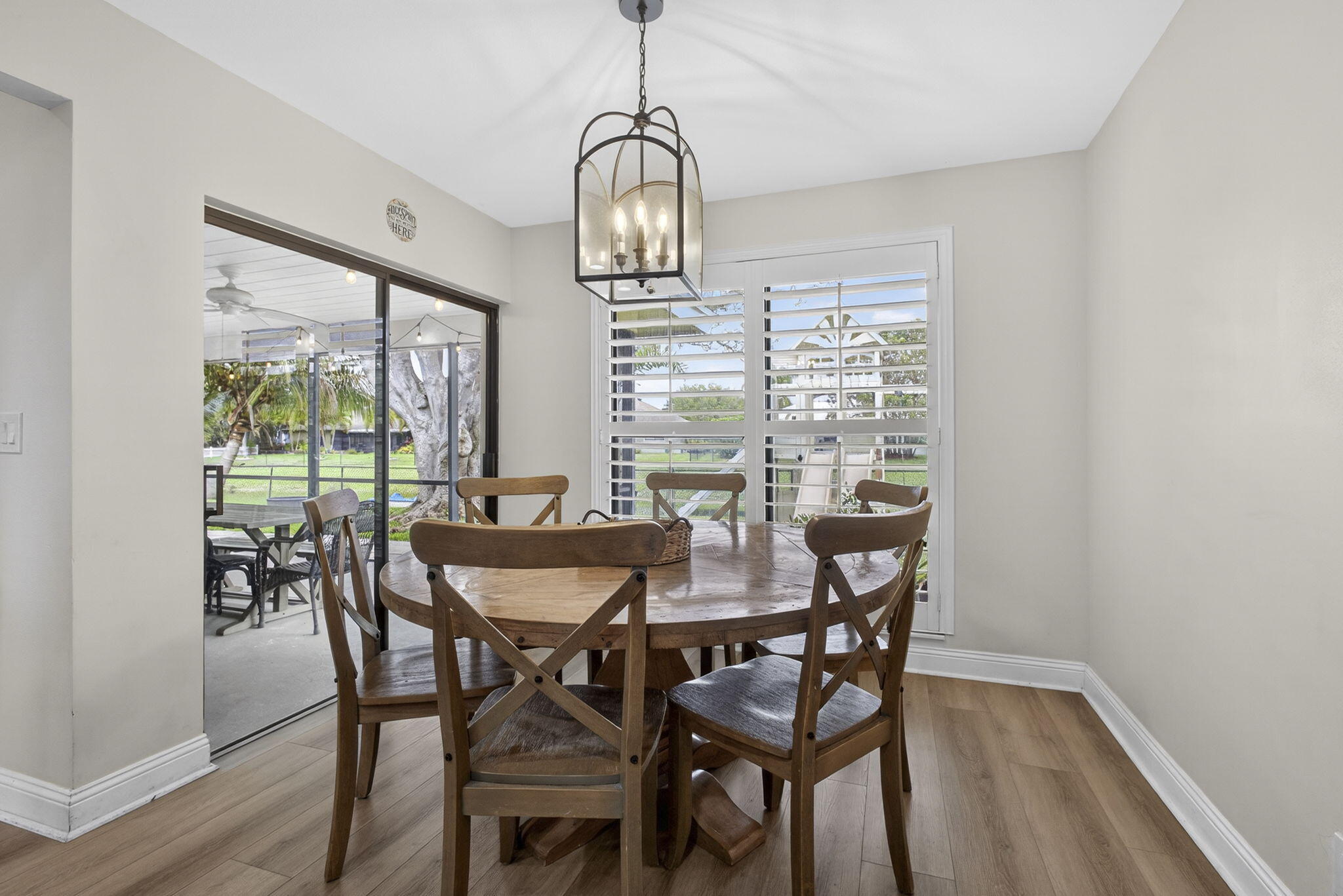 SUGAR POND MANOR OF WELLINGTON - Residential