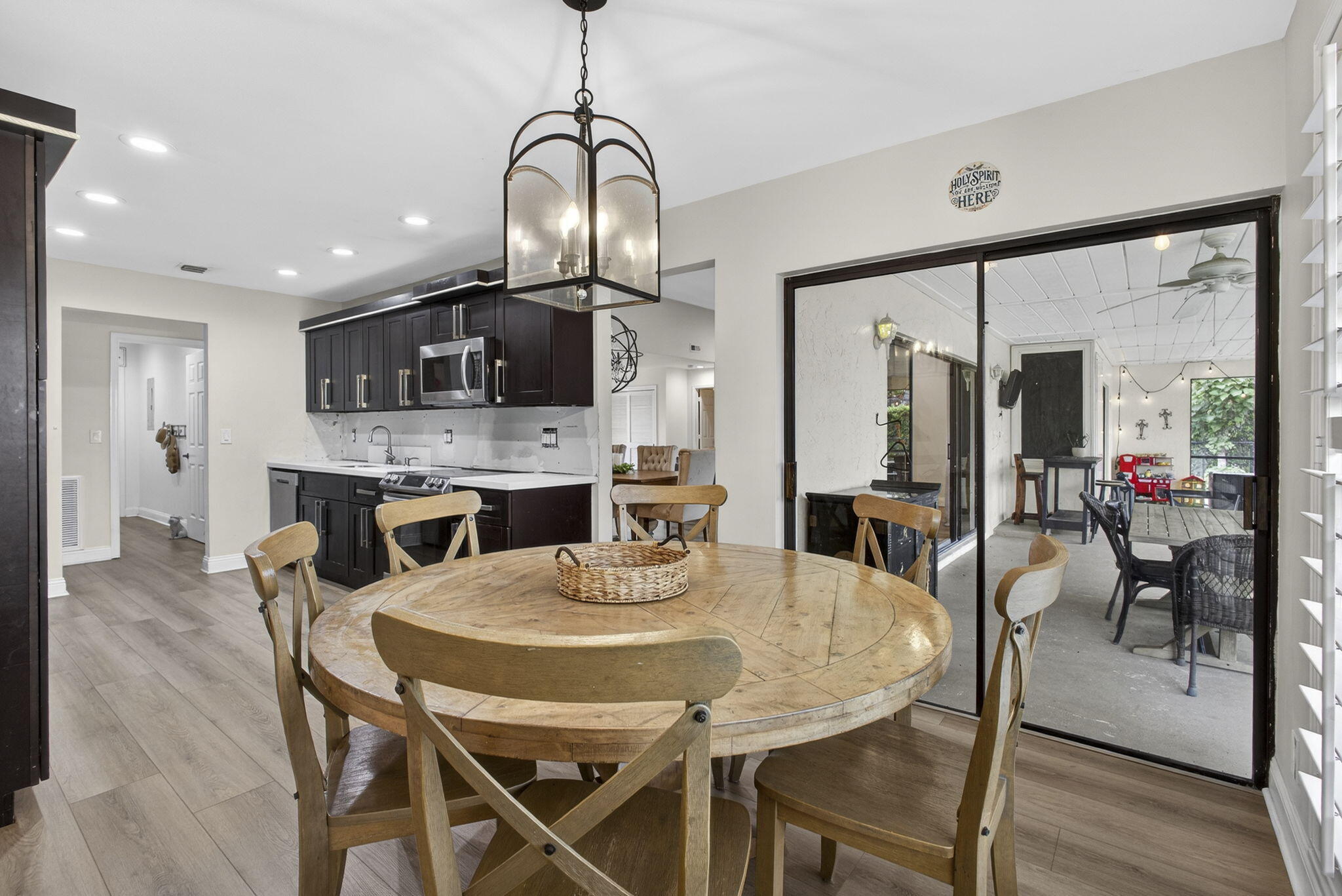 SUGAR POND MANOR OF WELLINGTON - Residential