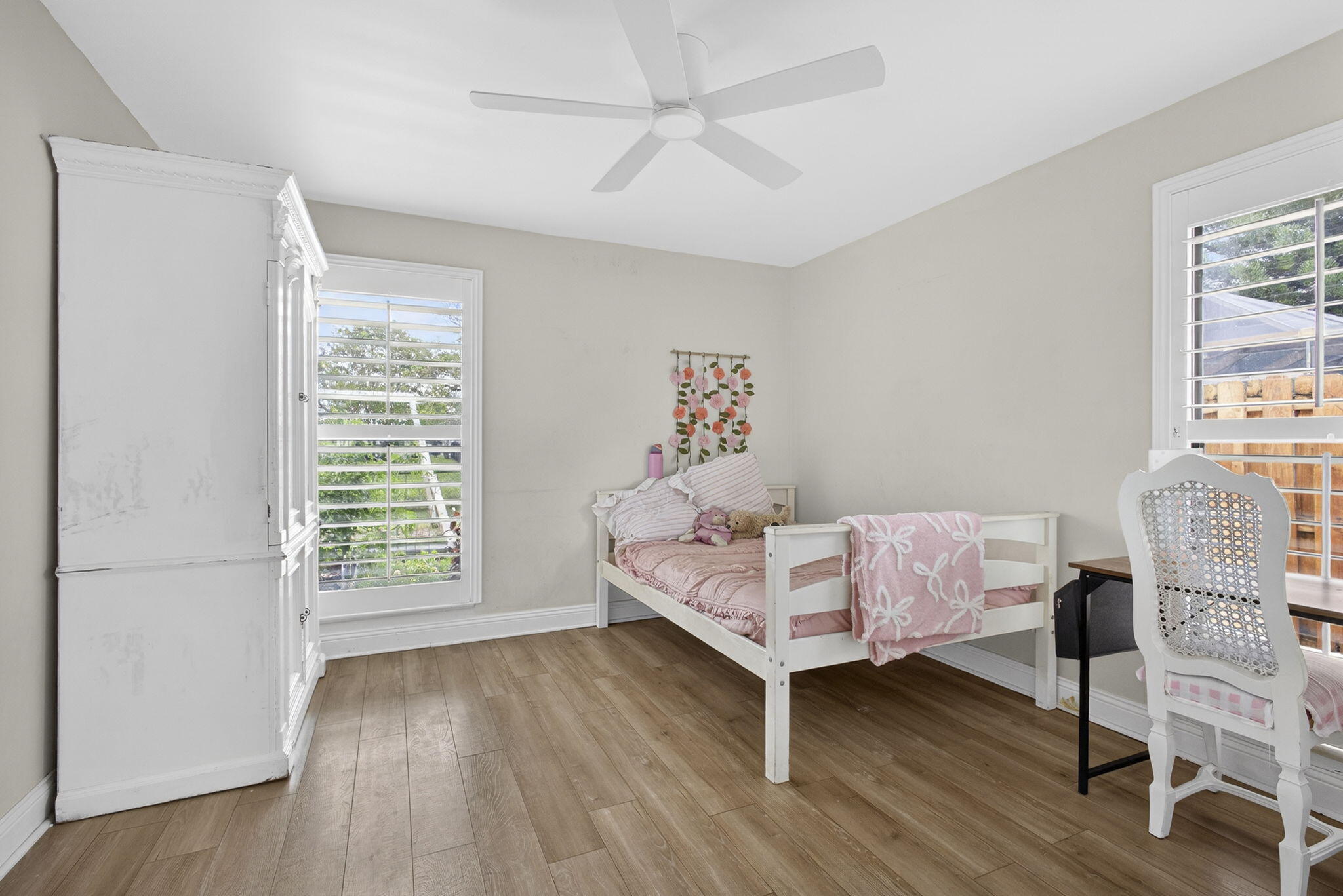 SUGAR POND MANOR OF WELLINGTON - Residential