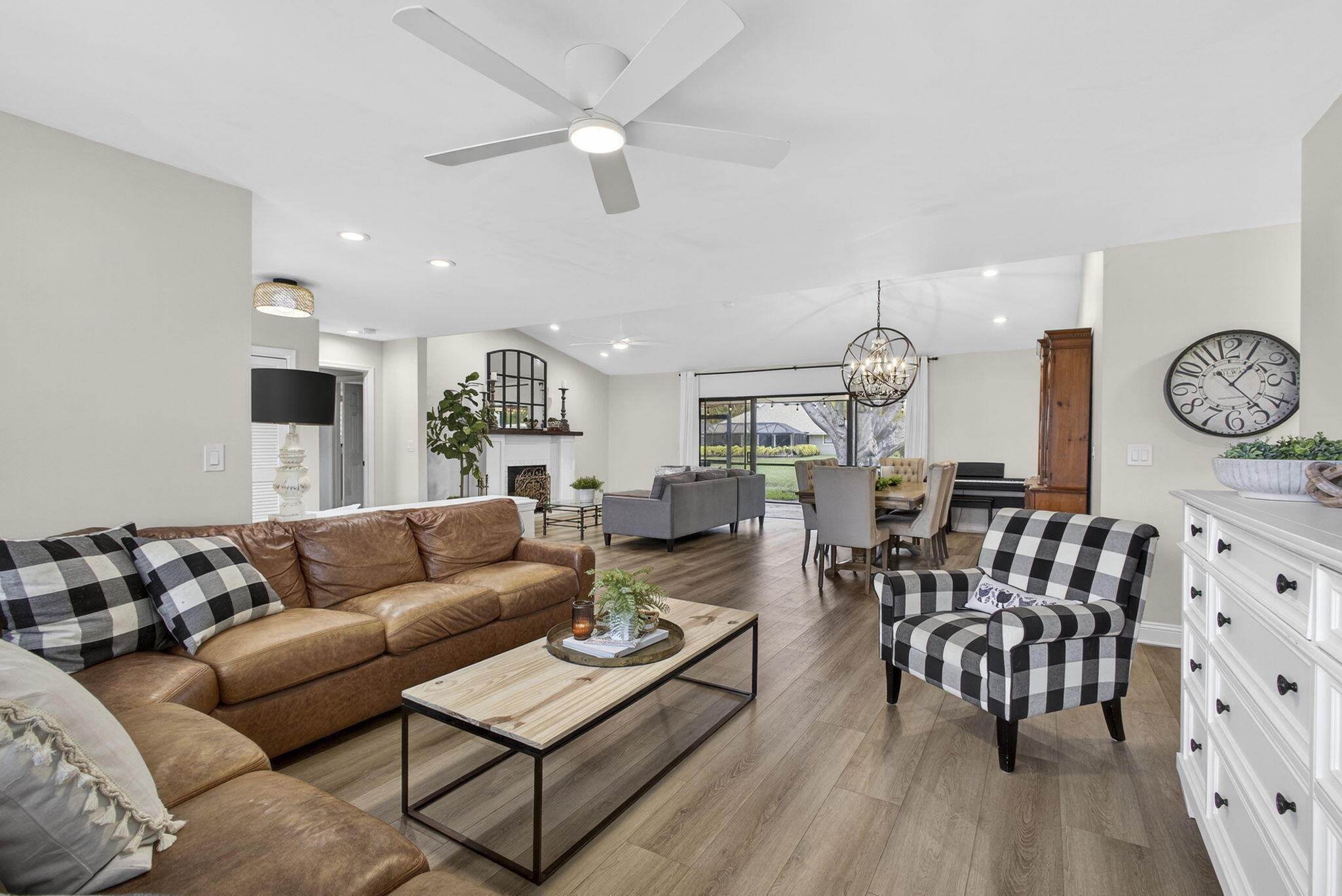 SUGAR POND MANOR OF WELLINGTON - Residential