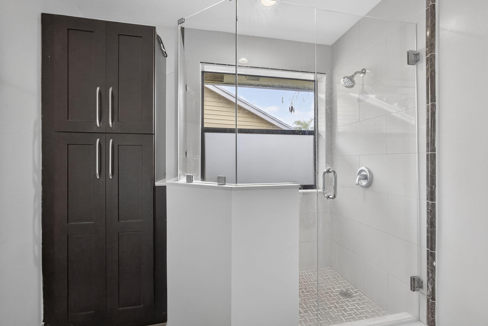 SUGAR POND MANOR OF WELLINGTON - Residential