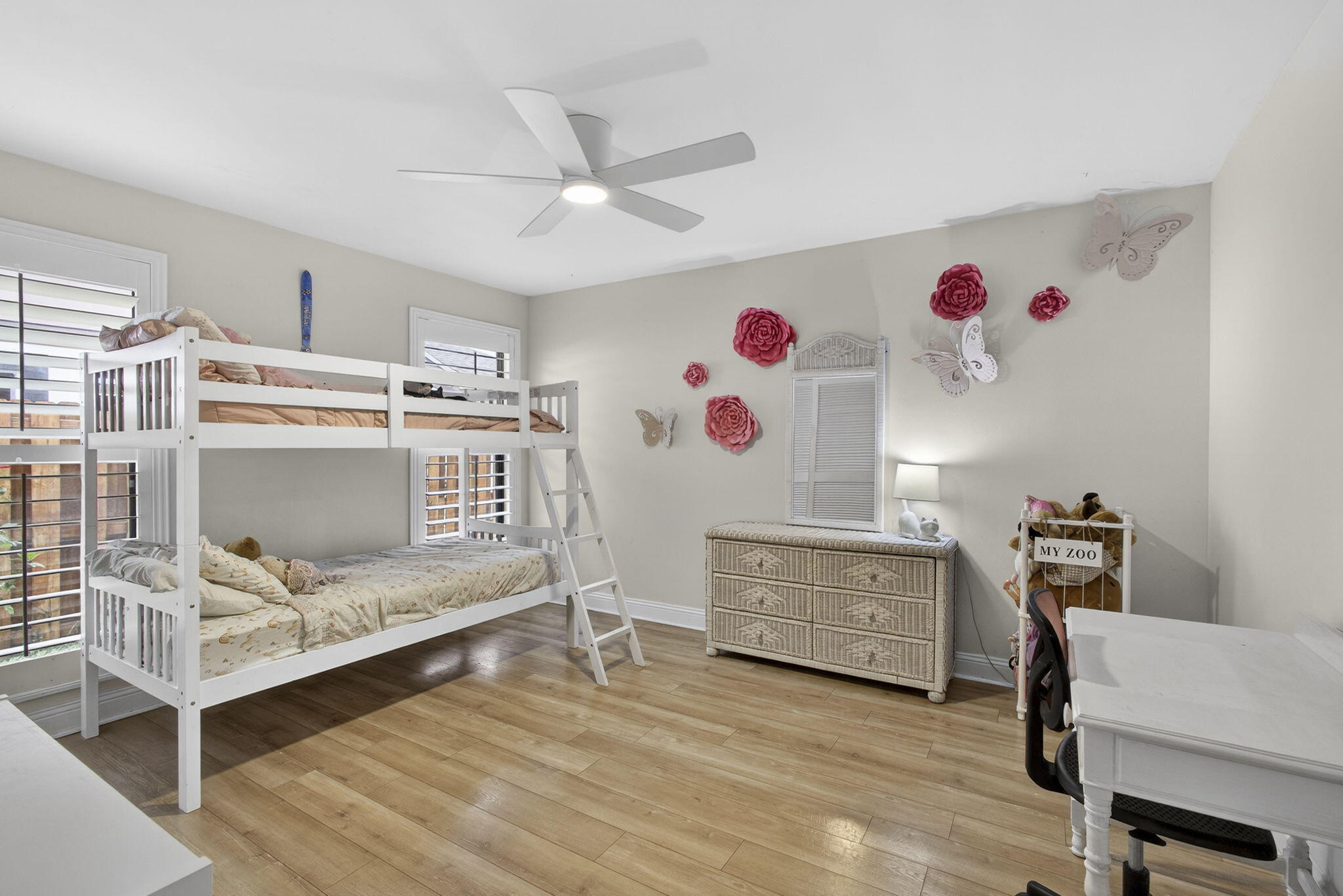 SUGAR POND MANOR OF WELLINGTON - Residential