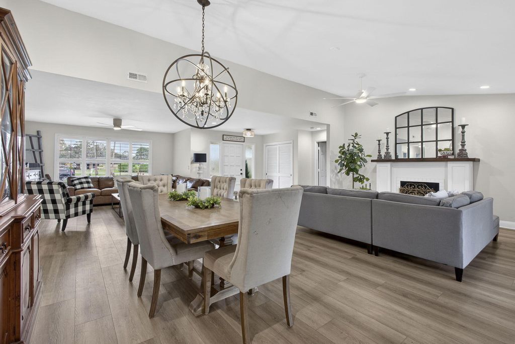 Photo of 13655 Barberry Drive, Wellington, FL 33414 (MLS # B26004491)