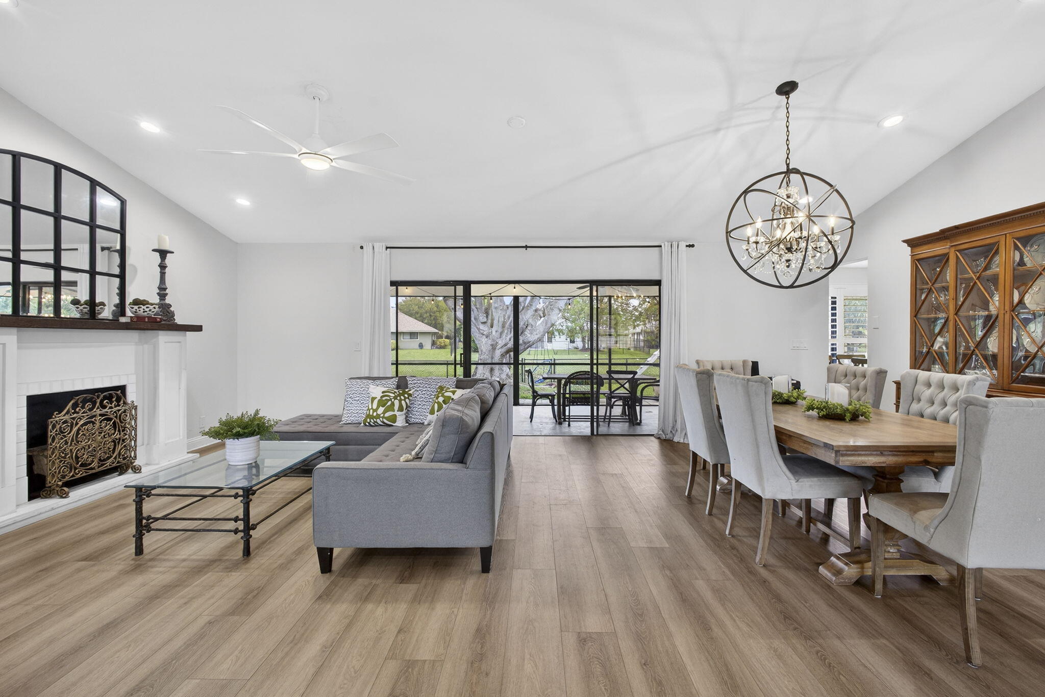 SUGAR POND MANOR OF WELLINGTON - Residential