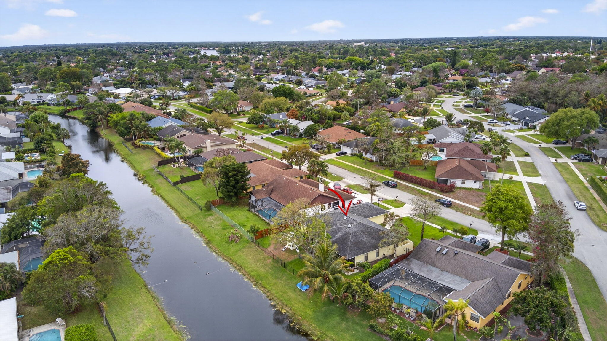 SUGAR POND MANOR OF WELLINGTON - Residential