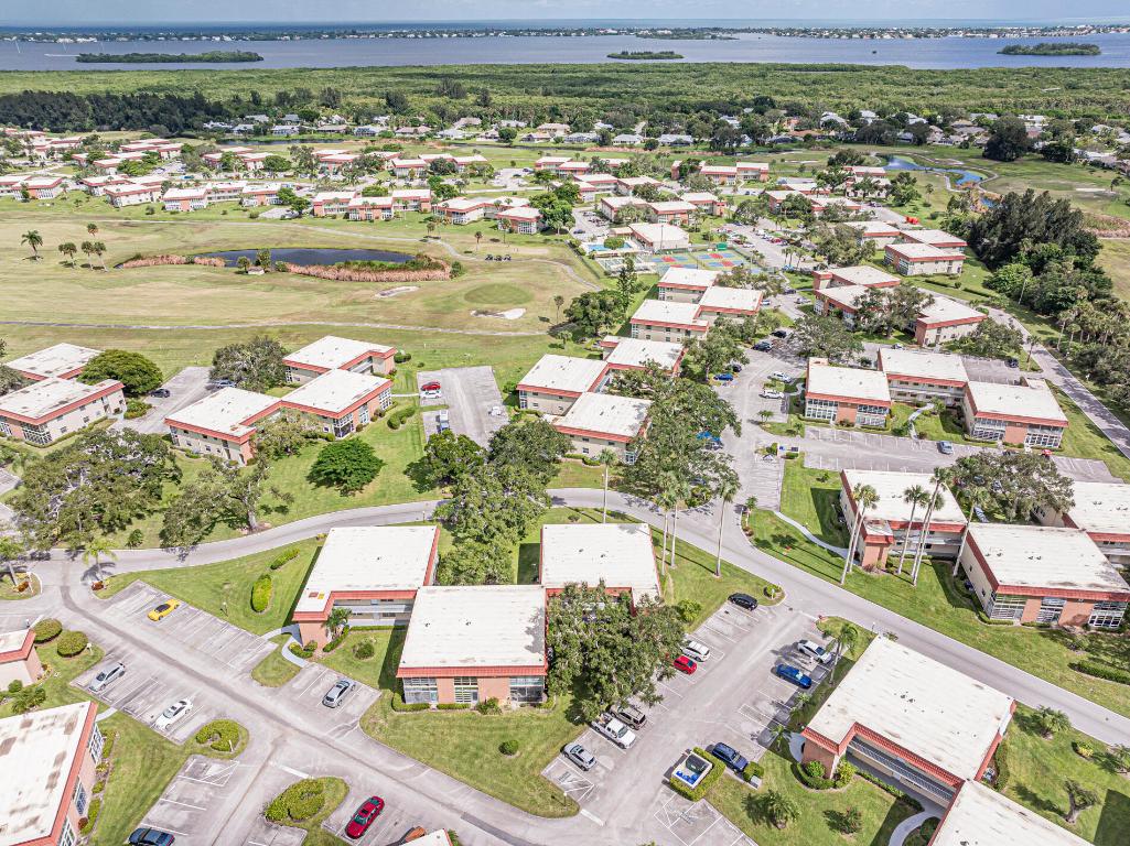 VISTA ROYALE PHASE IV BLDGS 83-111 - Residential