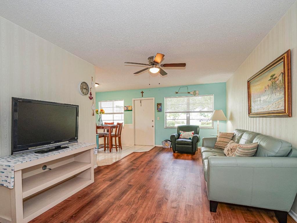 VISTA ROYALE PHASE IV BLDGS 83-111 - Residential