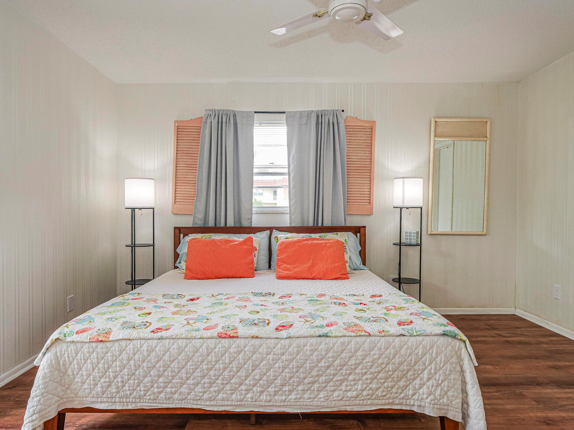 VISTA ROYALE PHASE IV BLD - Residential