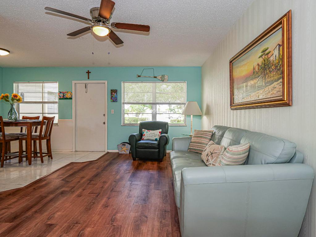 VISTA ROYALE PHASE IV BLDGS 83-111 - Residential