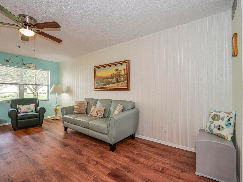 VISTA ROYALE PHASE IV BLDGS 83-111 - Residential