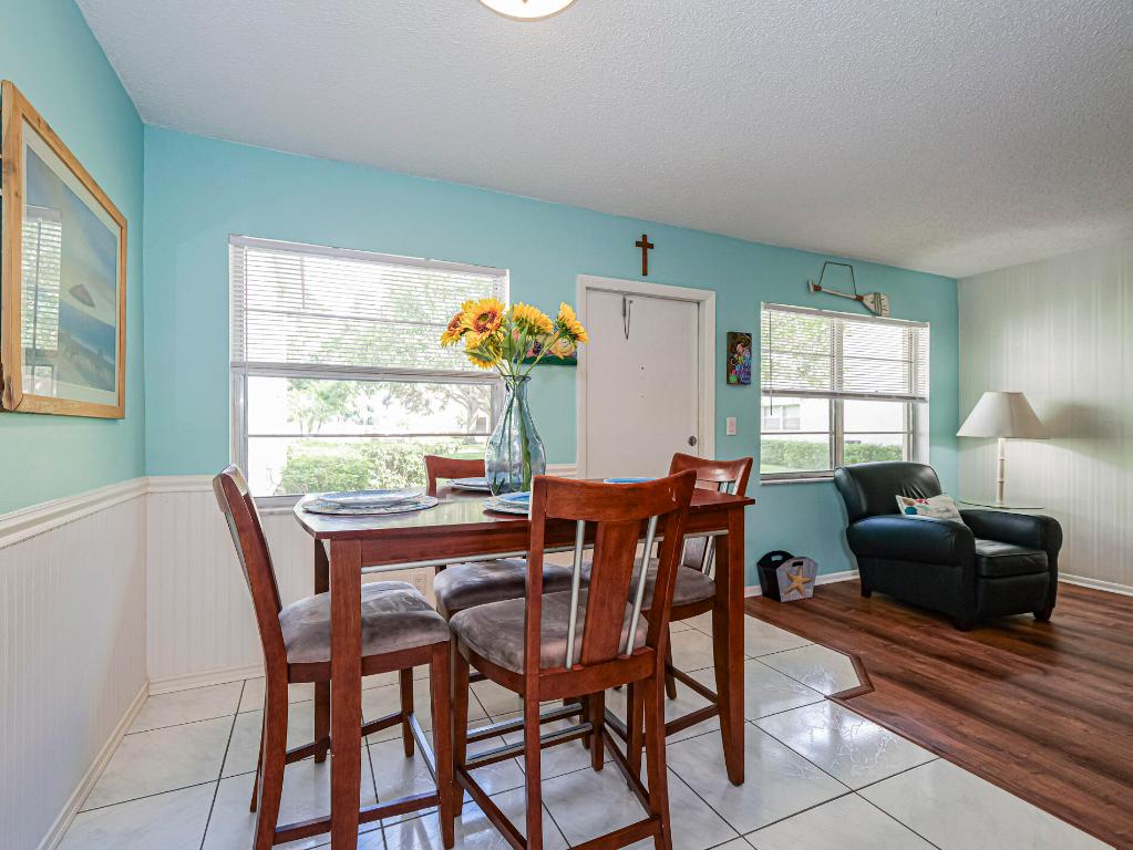 VISTA ROYALE PHASE IV BLDGS 83-111 - Residential