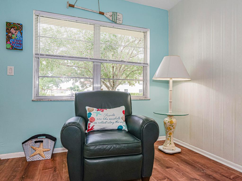 VISTA ROYALE PHASE IV BLDGS 83-111 - Residential