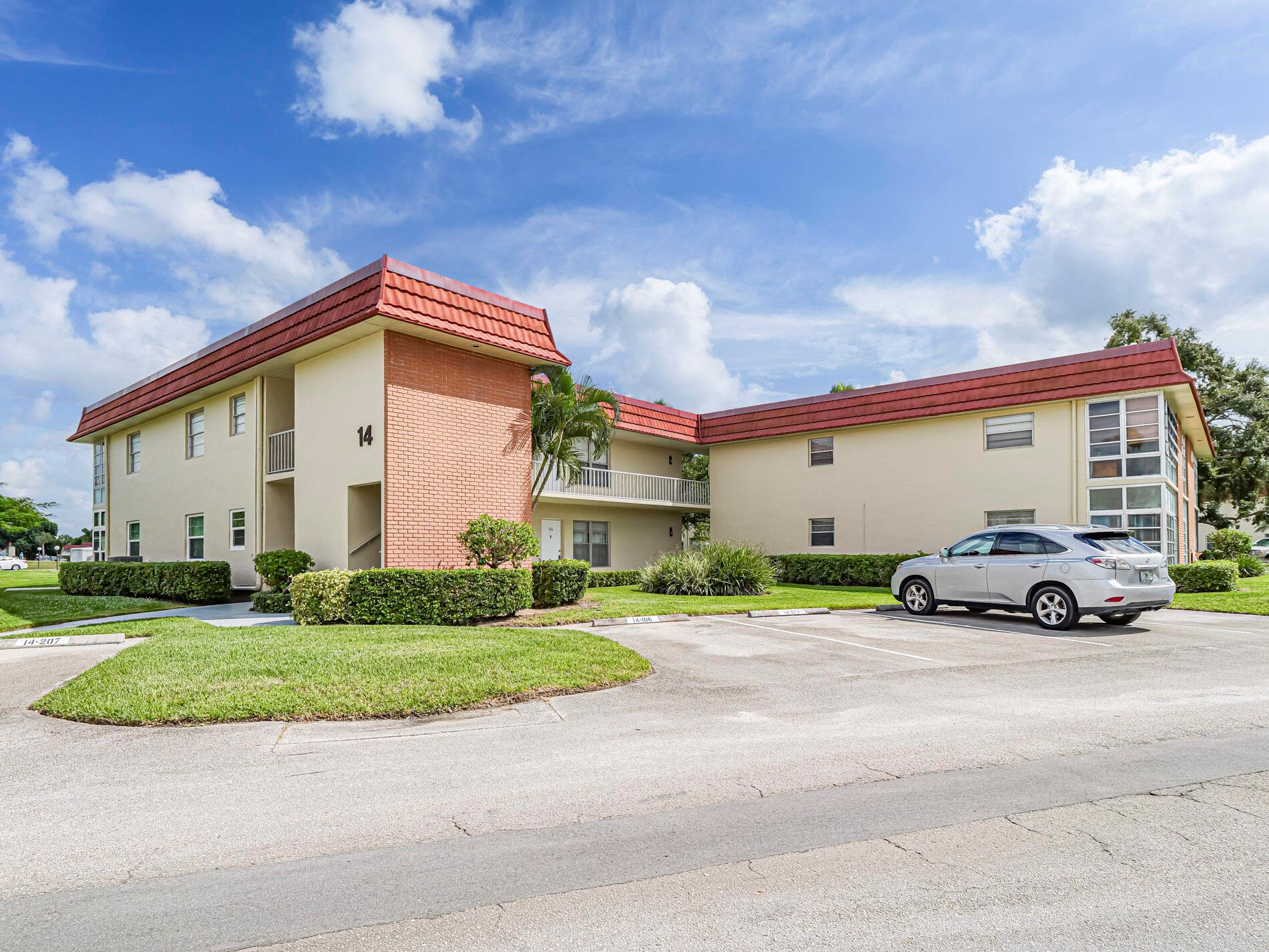 VISTA ROYALE PHASE IV BLD - Residential