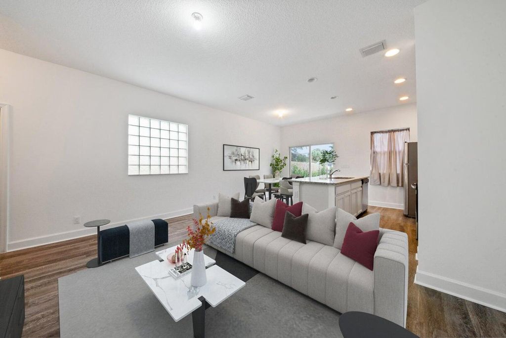 Photo of 611 N North F St, Lake Worth Beach, FL 33460 (MLS # R11060317)