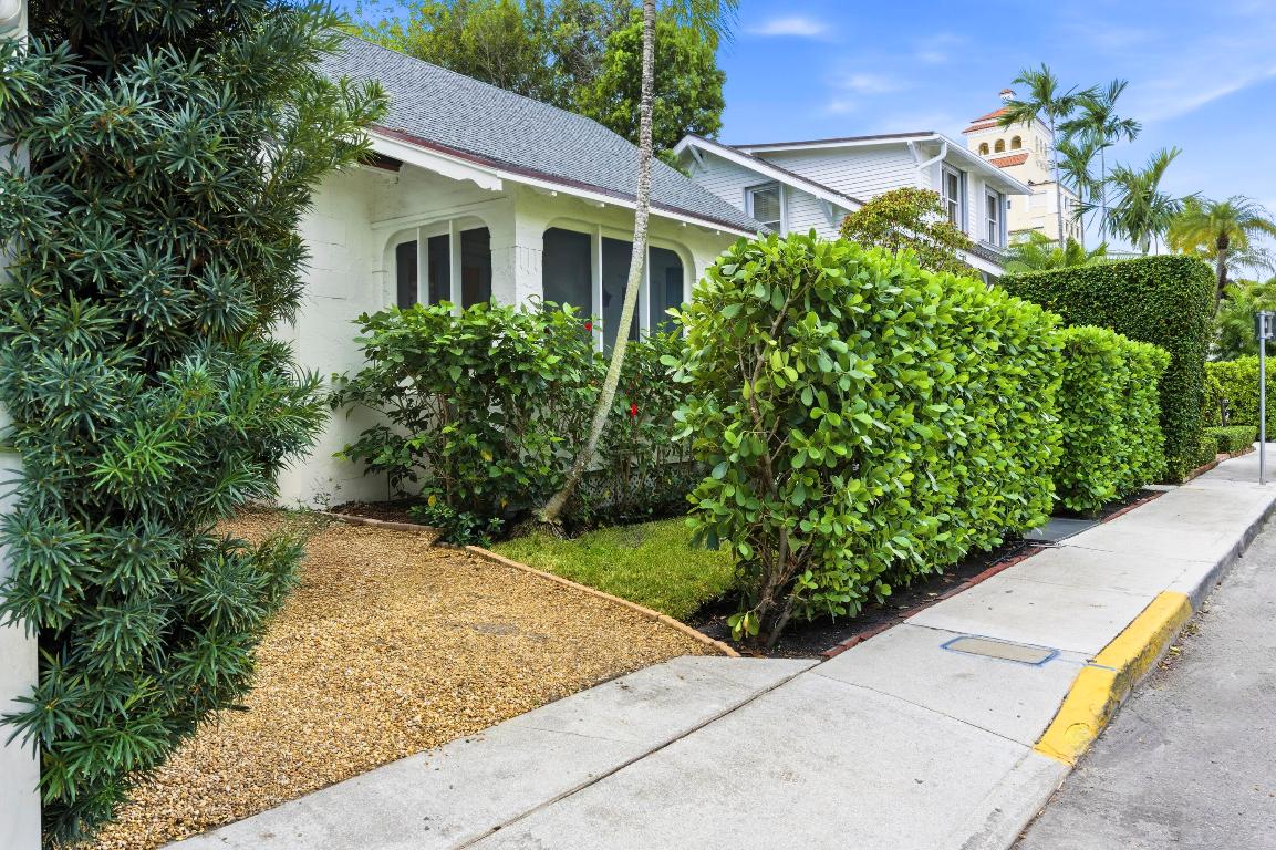 BUNGALOW PARK ADD - Residential