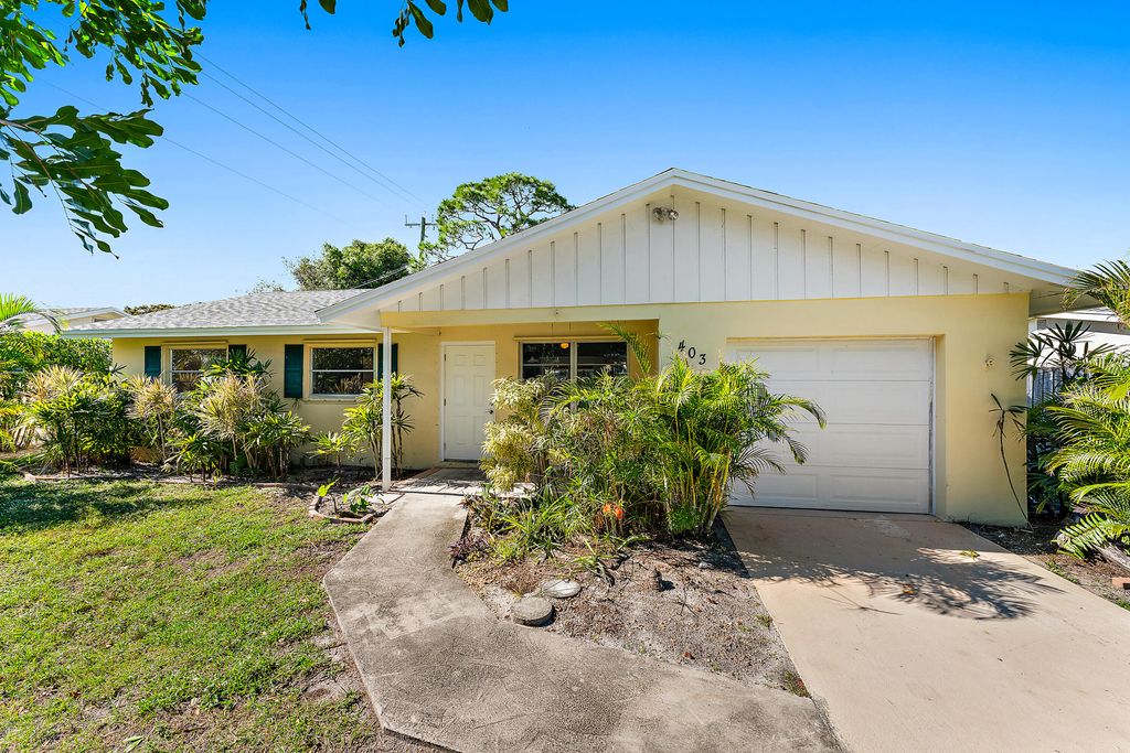 Photo of 403 Pittsburgh Drive, Jupiter, FL 33458 (MLS # R10944723)