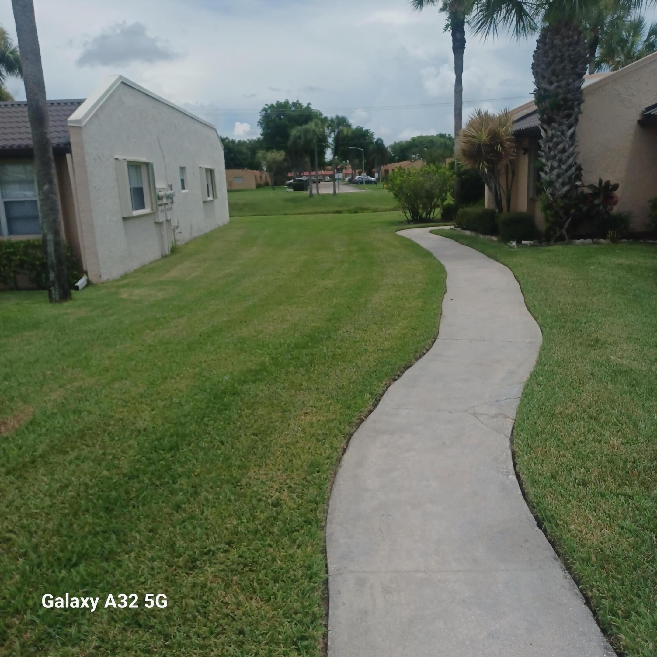 155 LAKE MERYL Drive