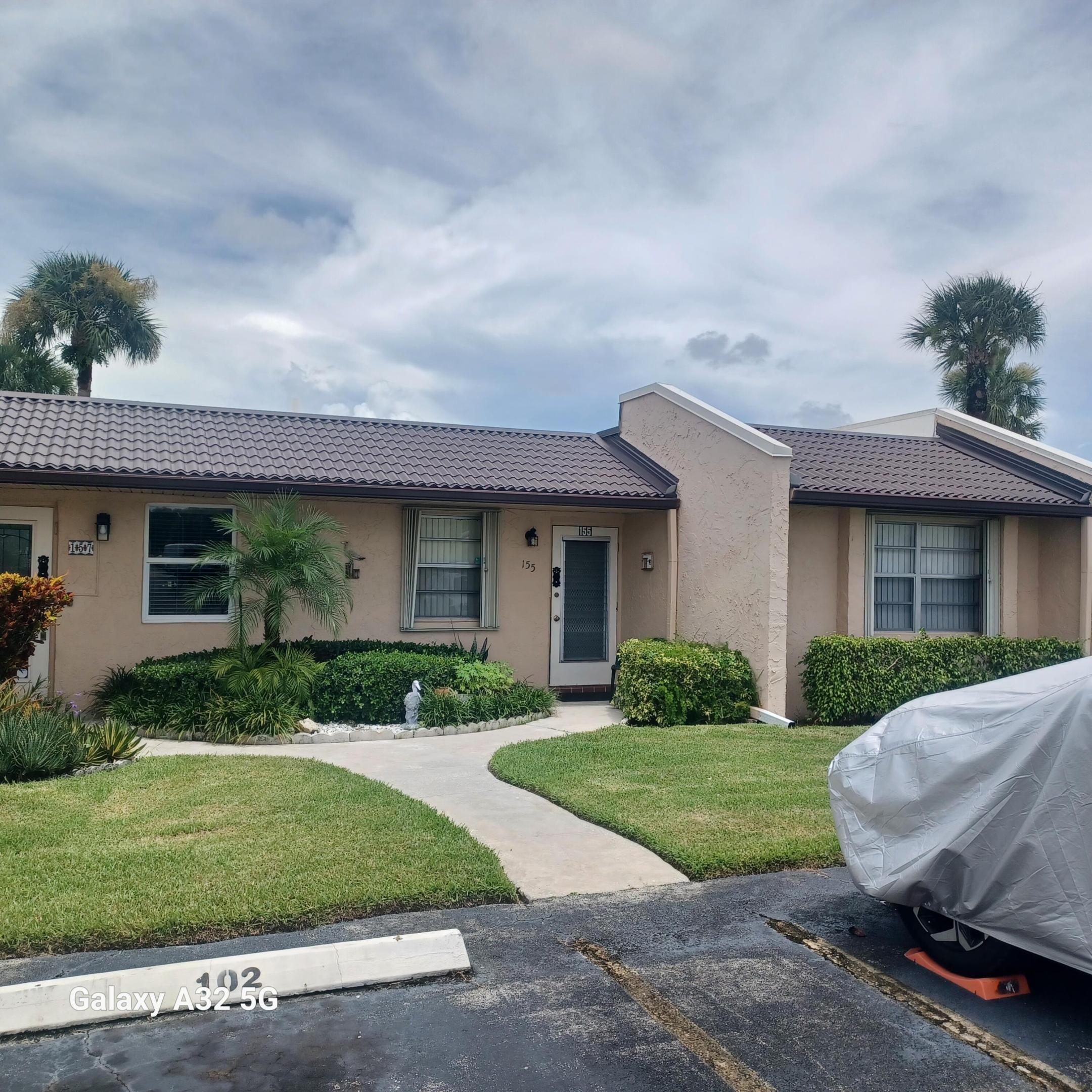 155 LAKE MERYL Drive