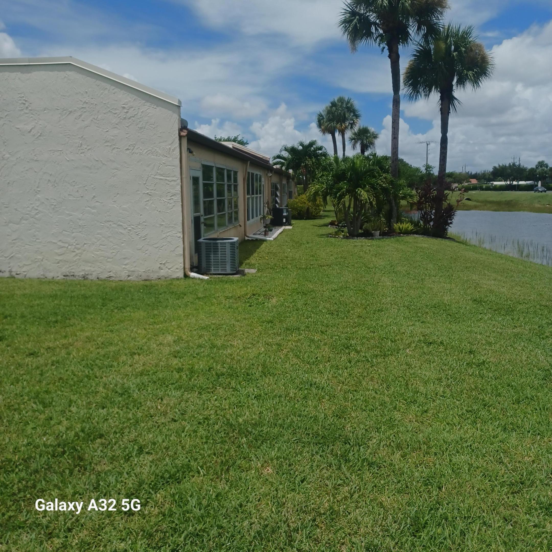 155 LAKE MERYL Drive