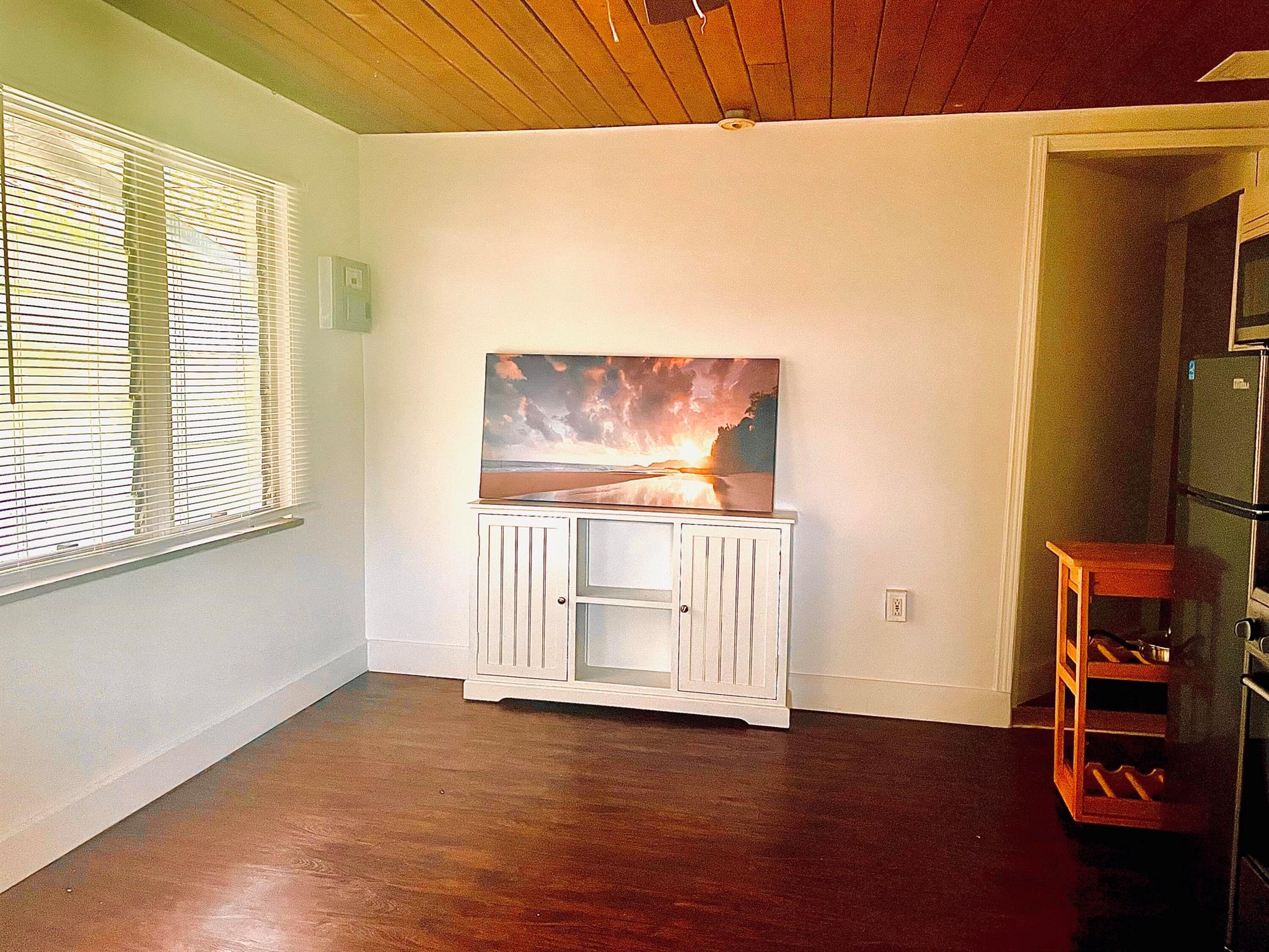 LAKE WORTH TOWN OF - Residential Income