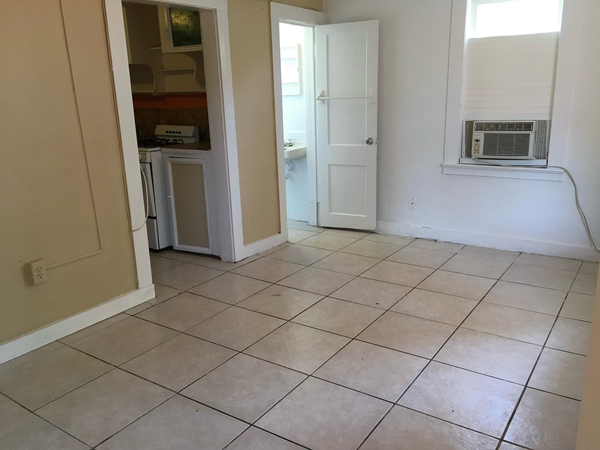 LAKE WORTH TOWN OF - Residential Income