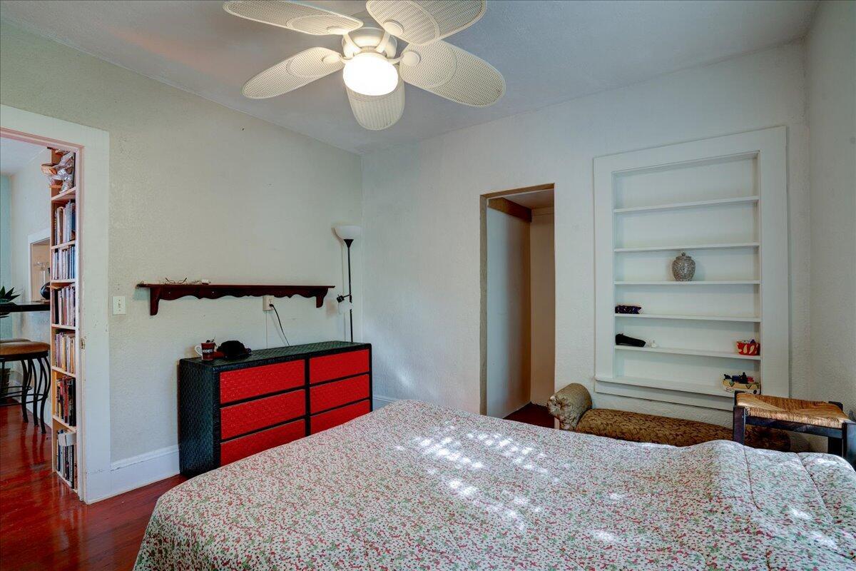 LAKE WORTH TOWN OF - Residential Income