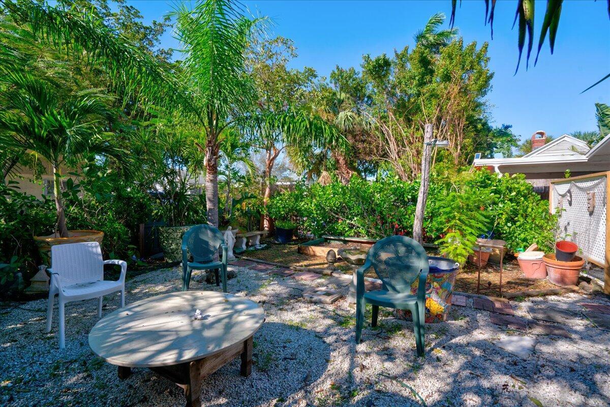 LAKE WORTH TOWN OF - Residential Income