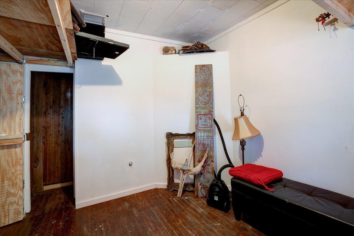 LAKE WORTH TOWN OF - Residential Income