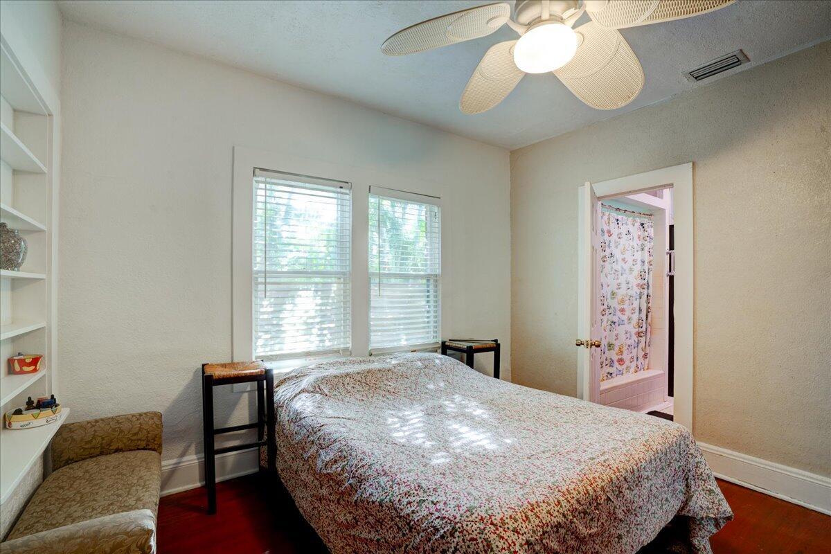 LAKE WORTH TOWN OF - Residential Income