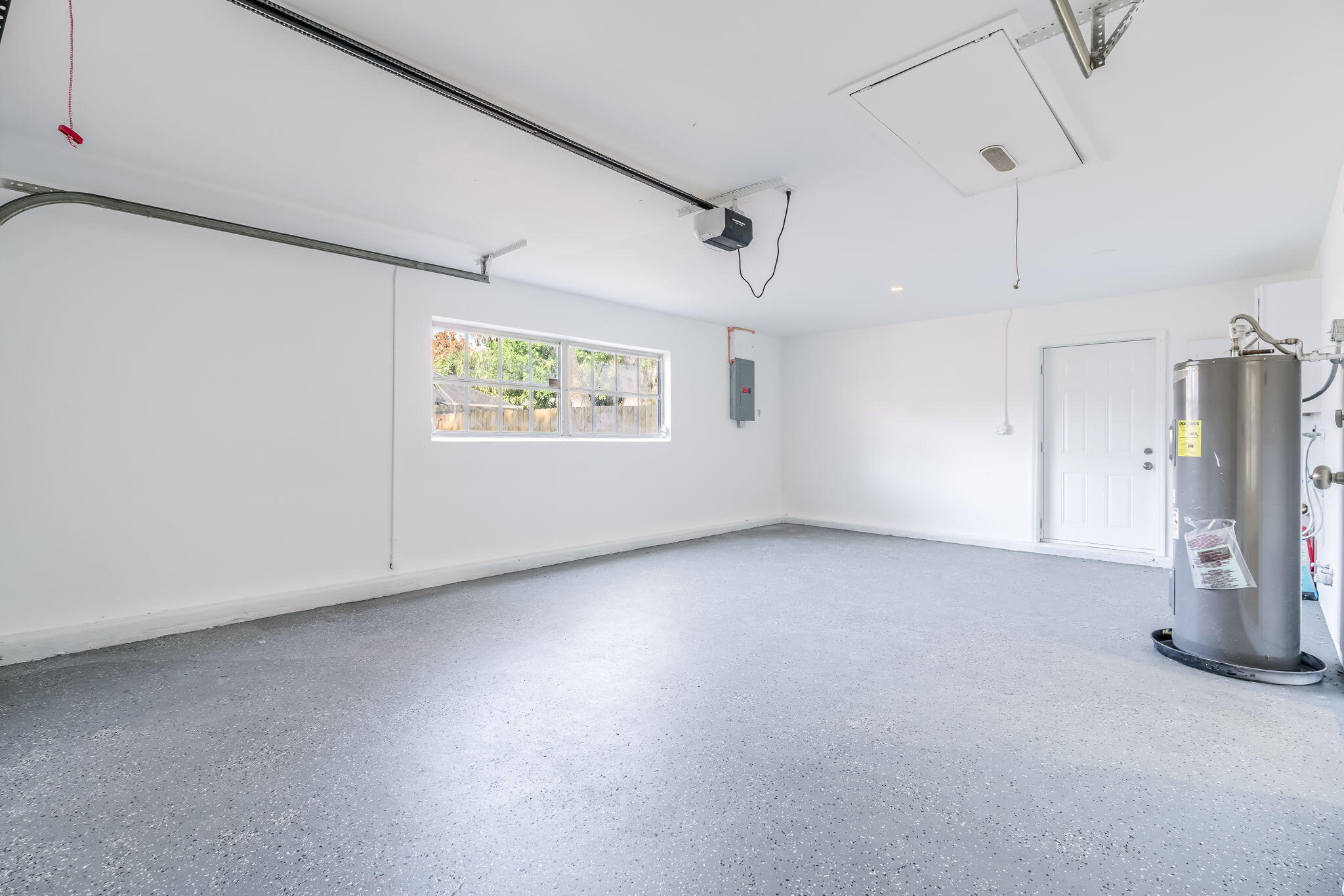 THE TROPICS REV - Residential