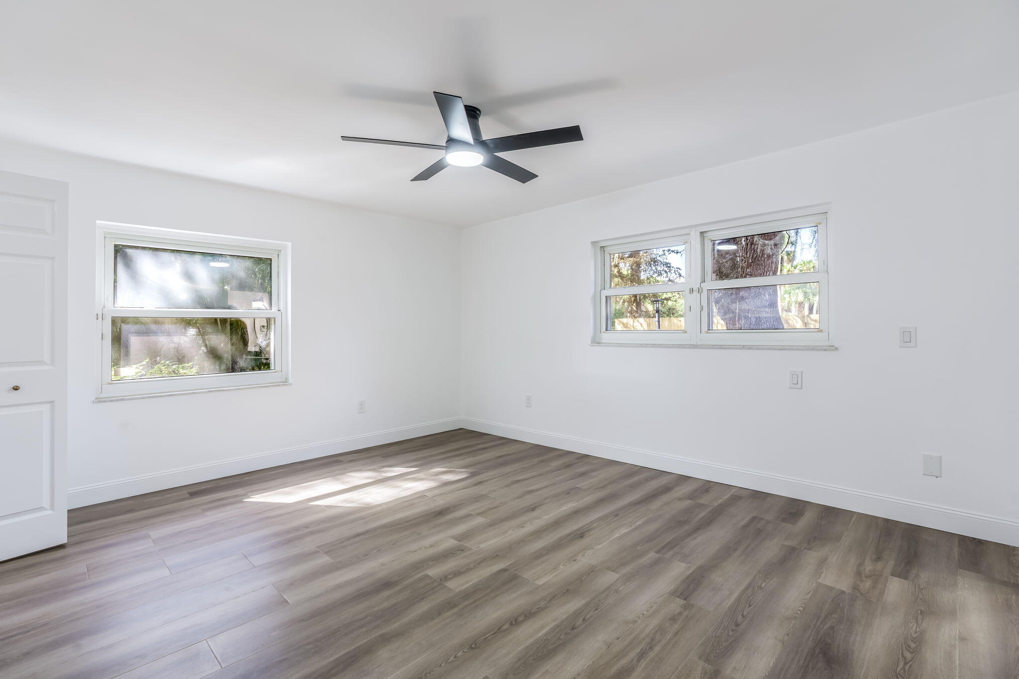 THE TROPICS REV - Residential