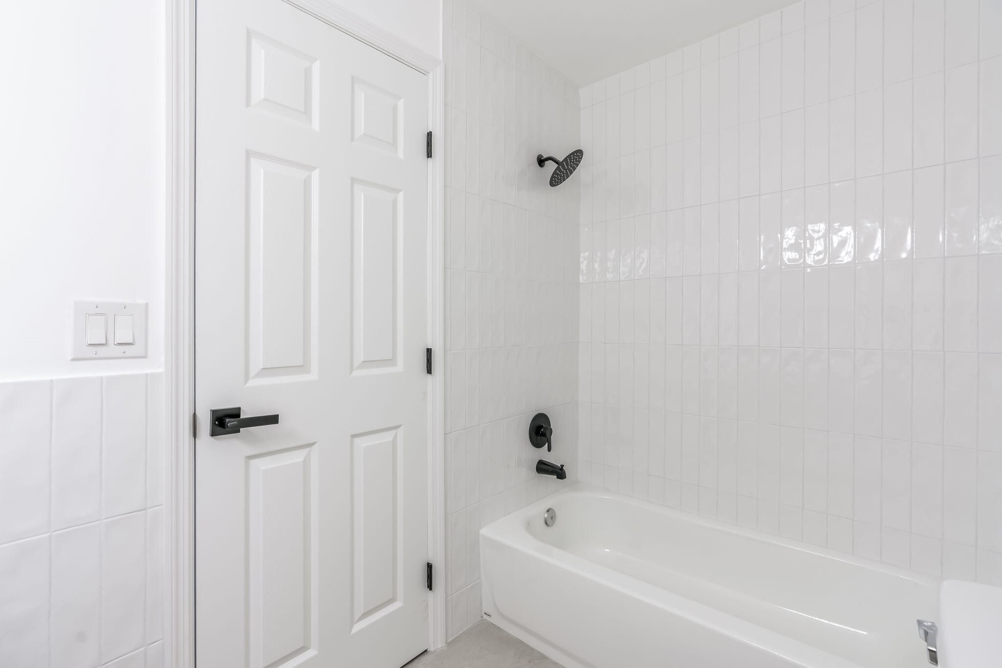 THE TROPICS REV - Residential