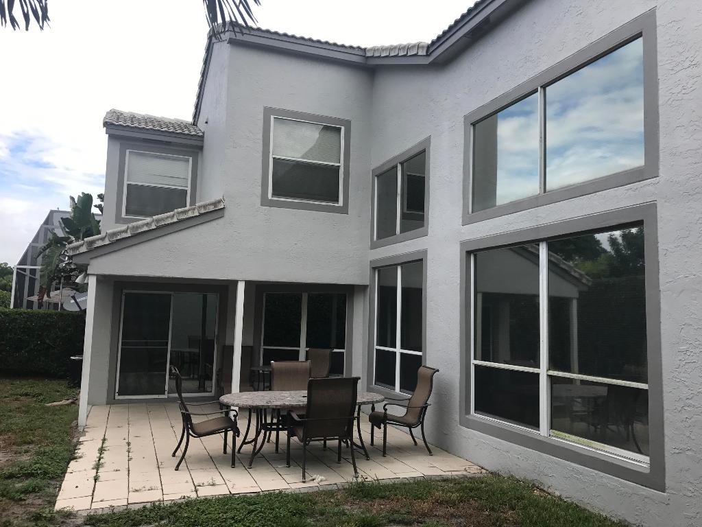 COSTA DEL SOL - Residential Lease