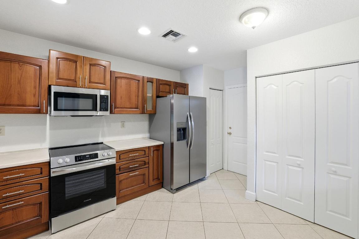 12740 Westhampton Circle