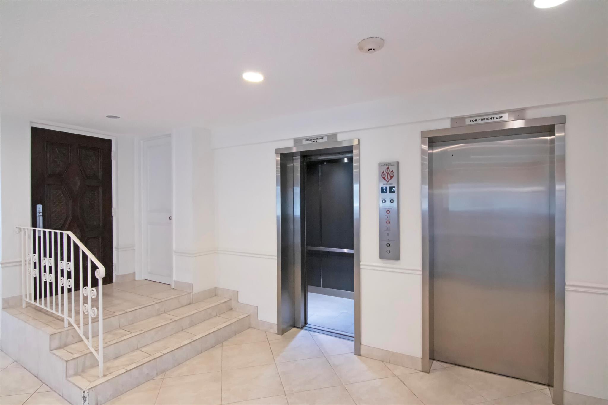 TUSCANY OF PALM BEACH CON - Residential Lease