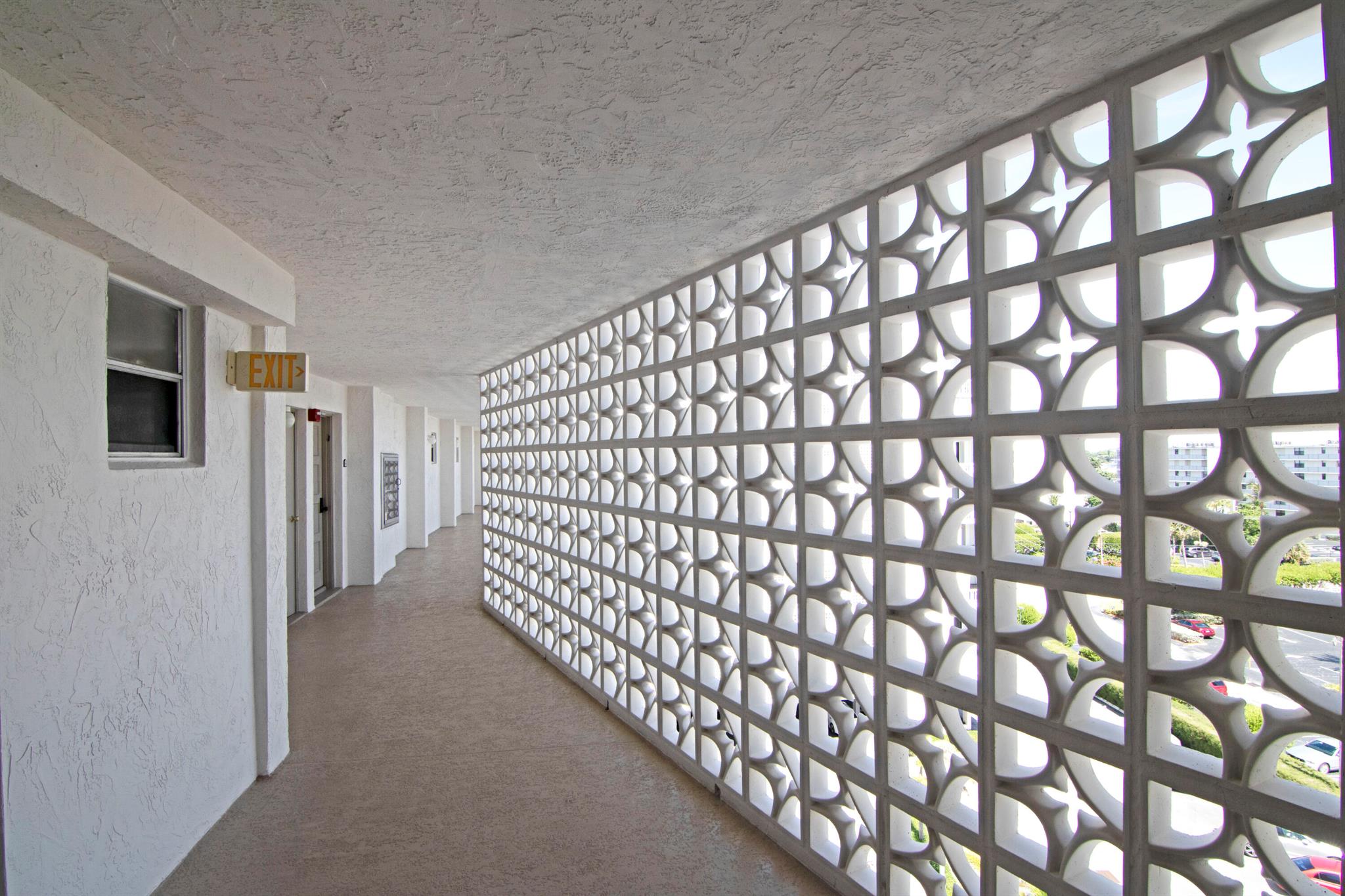 TUSCANY OF PALM BEACH CON - Residential Lease