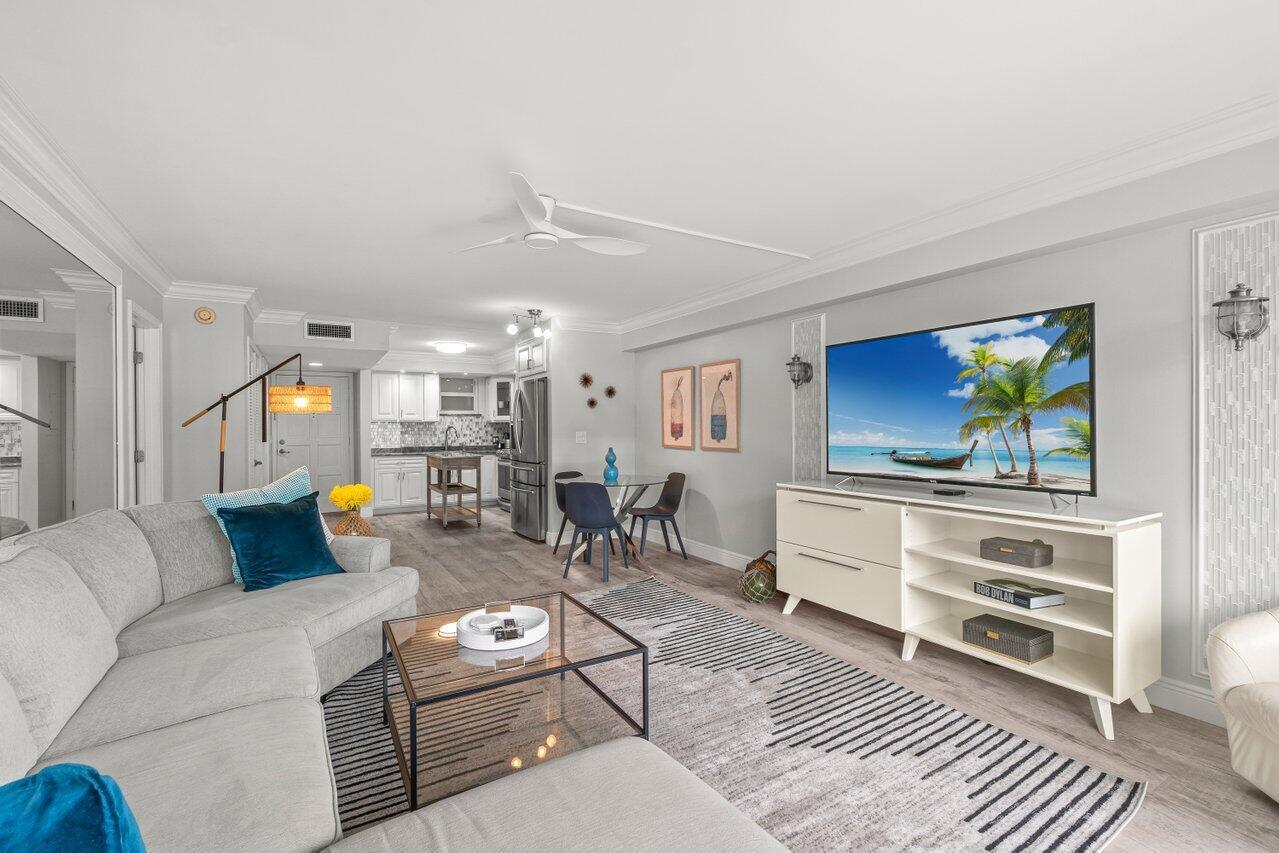 TUSCANY OF PALM BEACH CON - Residential Lease