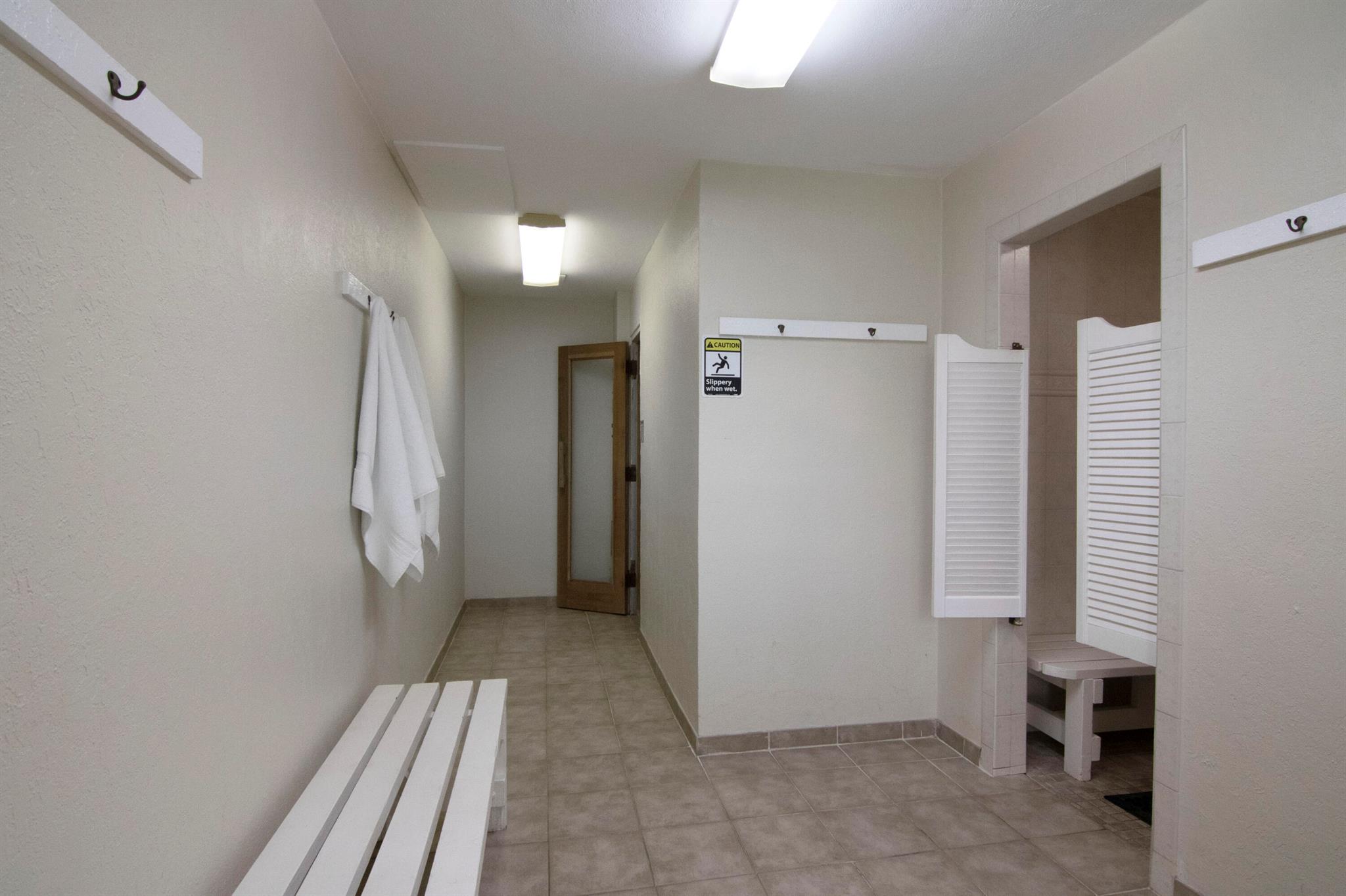 TUSCANY OF PALM BEACH CON - Residential Lease