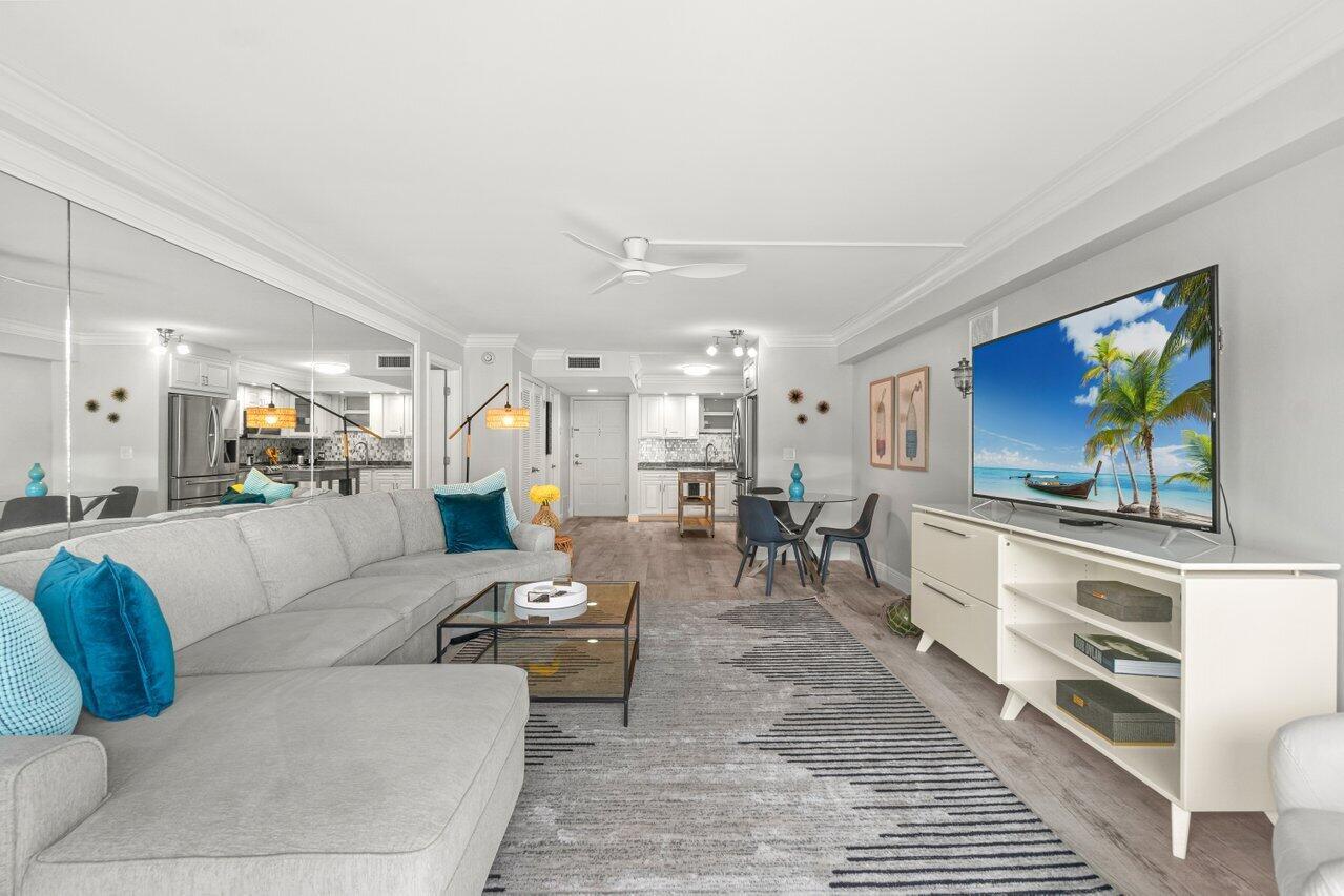 TUSCANY OF PALM BEACH CON - Residential Lease