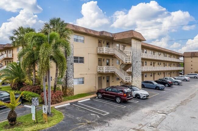 Charming 1/1 condo on the first floor of Quisnana Gardens, a 55+ community in Lauderdale Lakes. This unit features tile floors throughout, a spacious bedroom with a walk-in closet, and a renovated bathroom. Enjoy the screened-in patio with a ground-level exit, perfect for relaxing. Amenities include a pool, spa, clubhouse, BBQ area, laundry facilities, and walking paths around scenic lakes. 1 assigned parking space + guest parking. Conveniently located near medical centers, shopping, dining, major highways, and 10 mins to the airport. 650 credit score & $30k+ income required for residency. Tenant Occupied