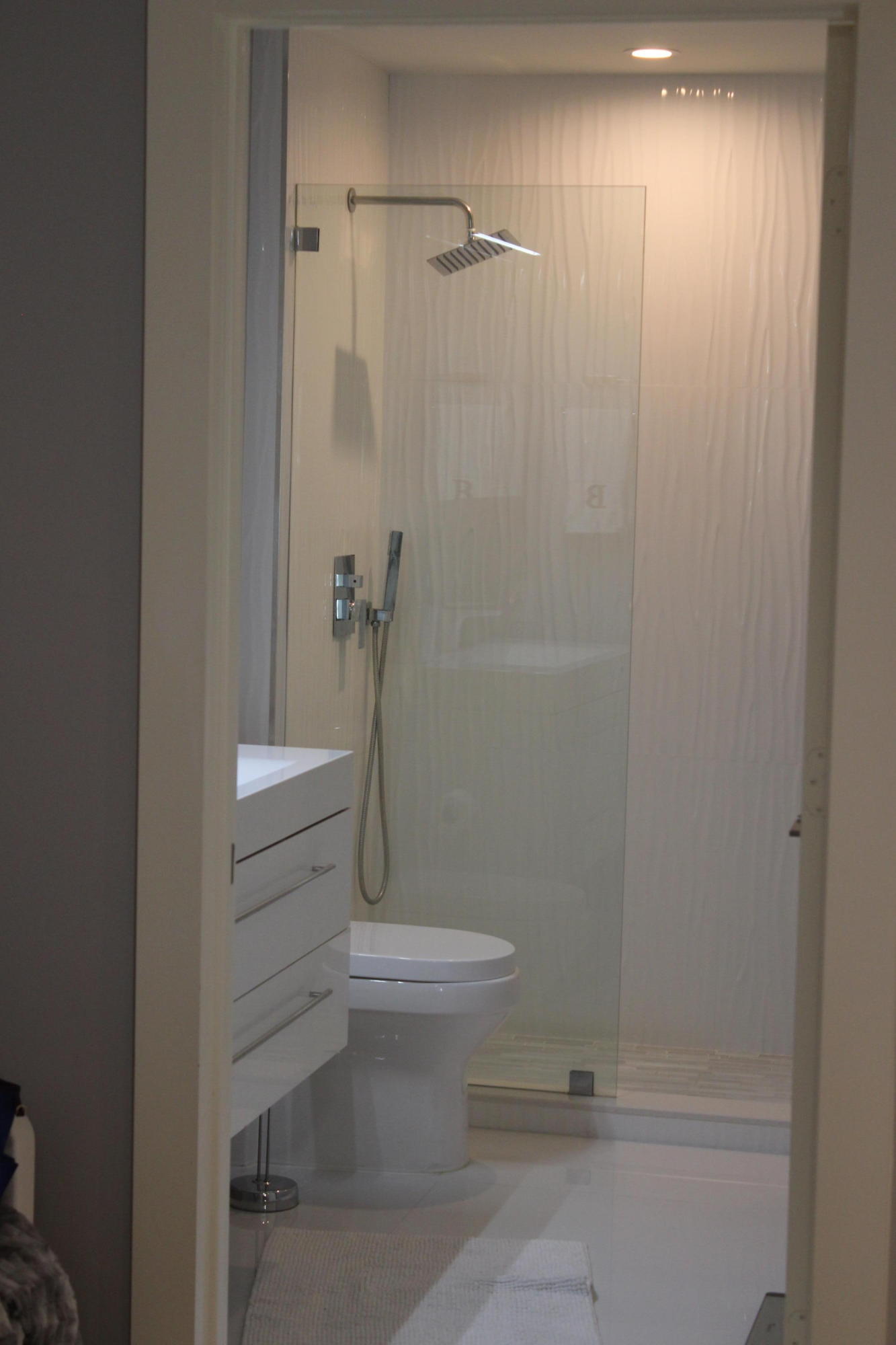 LAKEWOOD MIDRISE CONDO - Residential