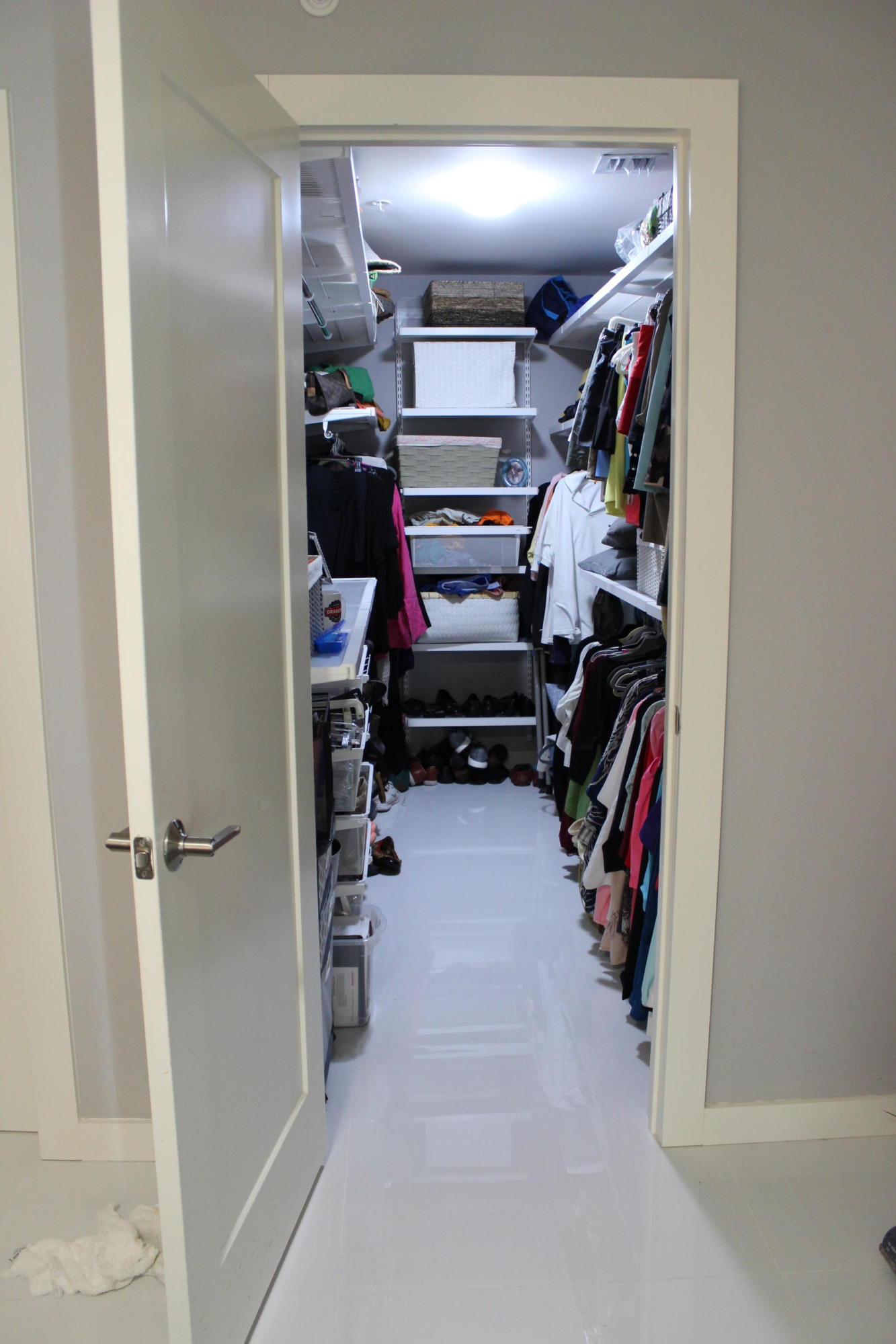 LAKEWOOD MIDRISE CONDO - Residential