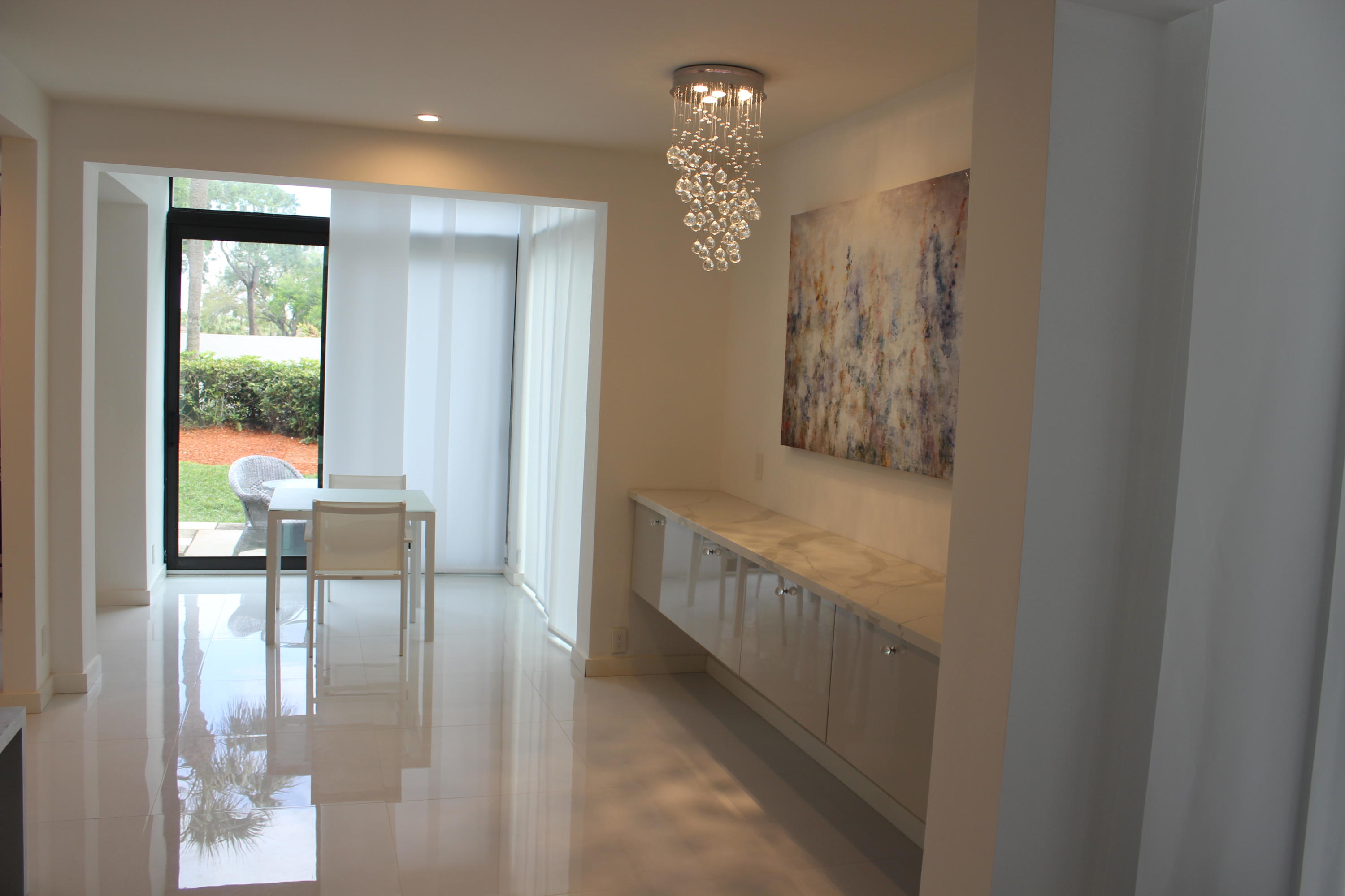 LAKEWOOD MIDRISE CONDO - Residential