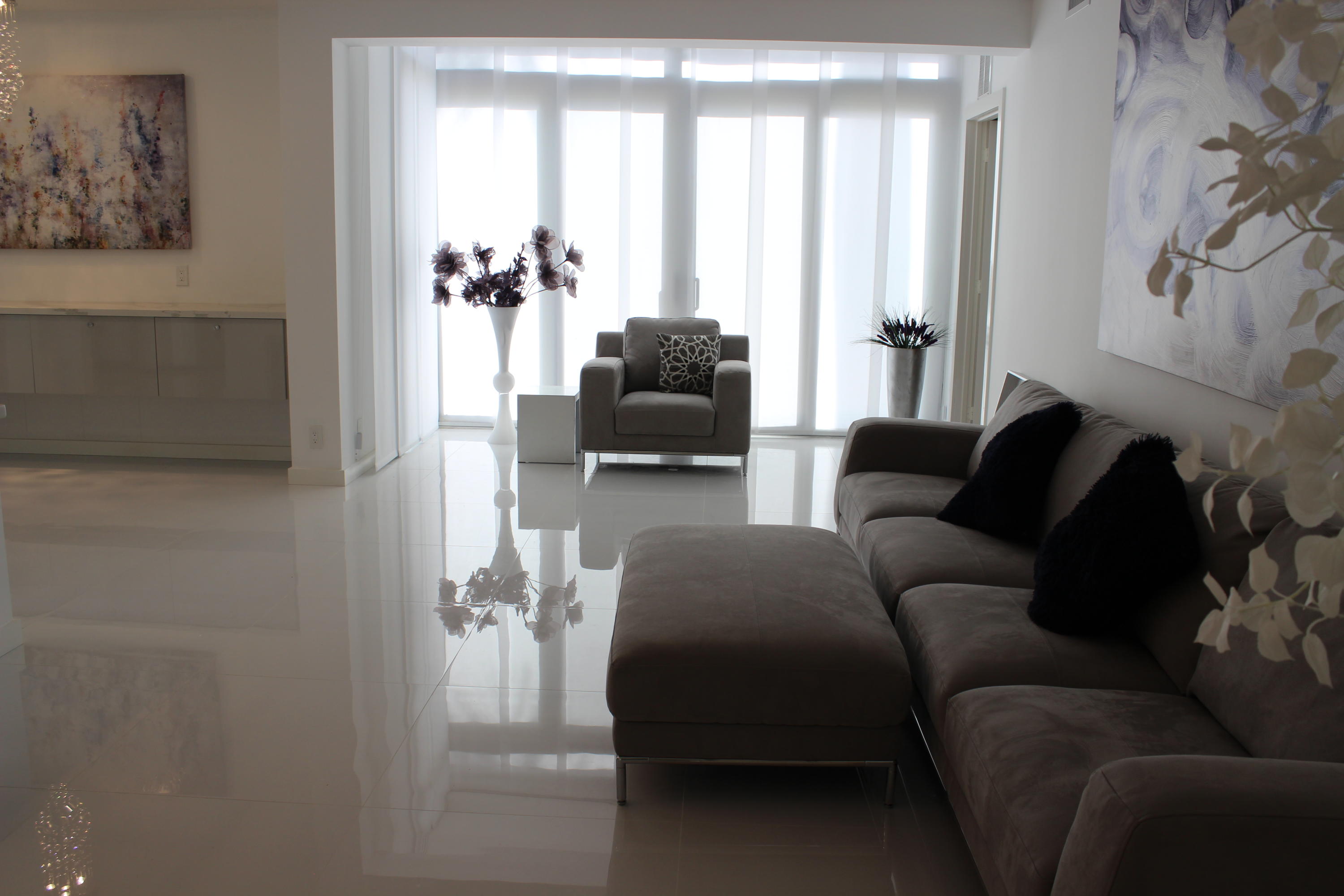 LAKEWOOD MIDRISE CONDO - Residential