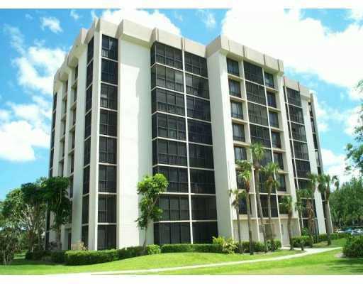 LAKEWOOD MIDRISE CONDO - Residential