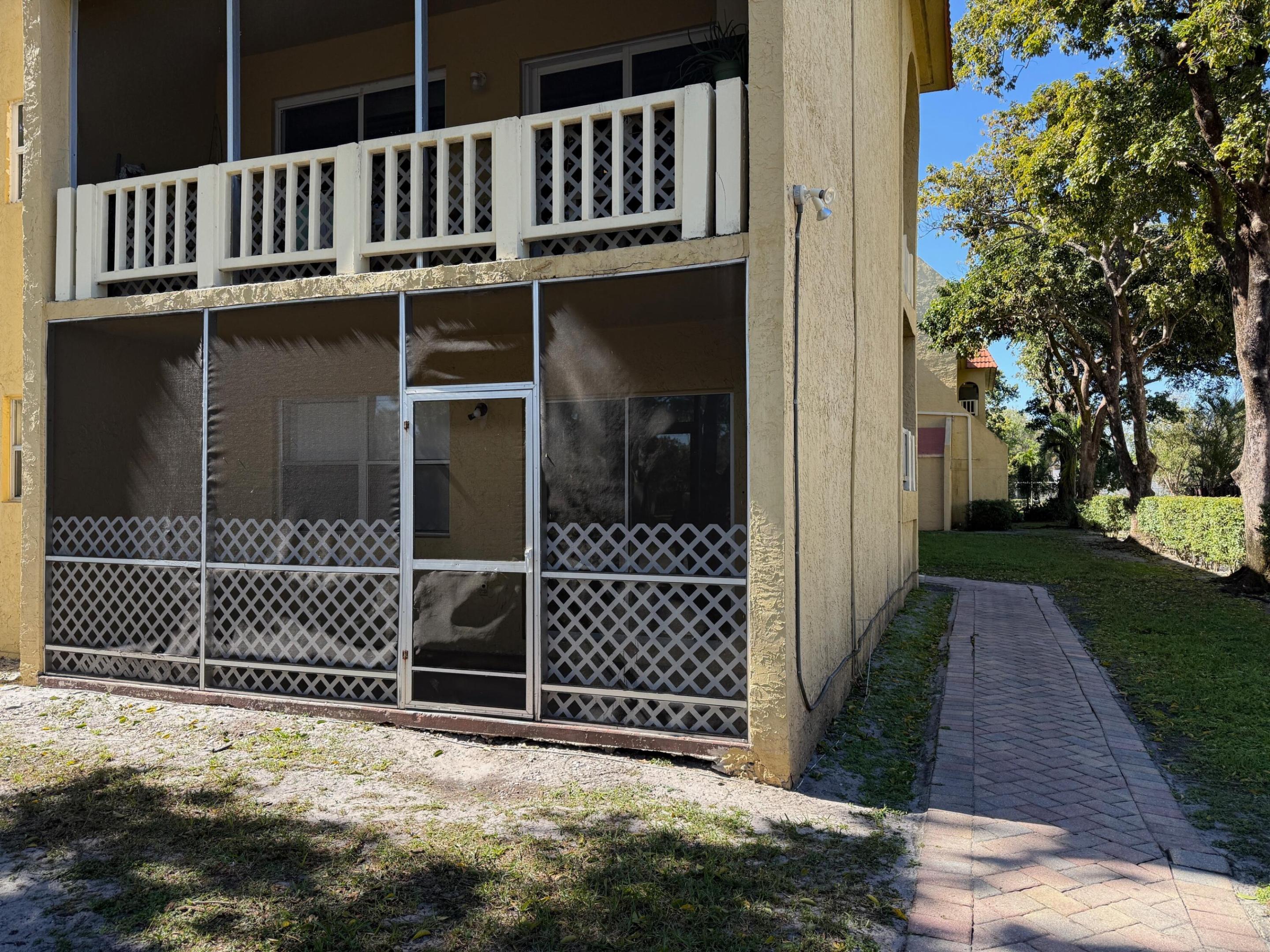 LA PLACIDA - Residential Lease